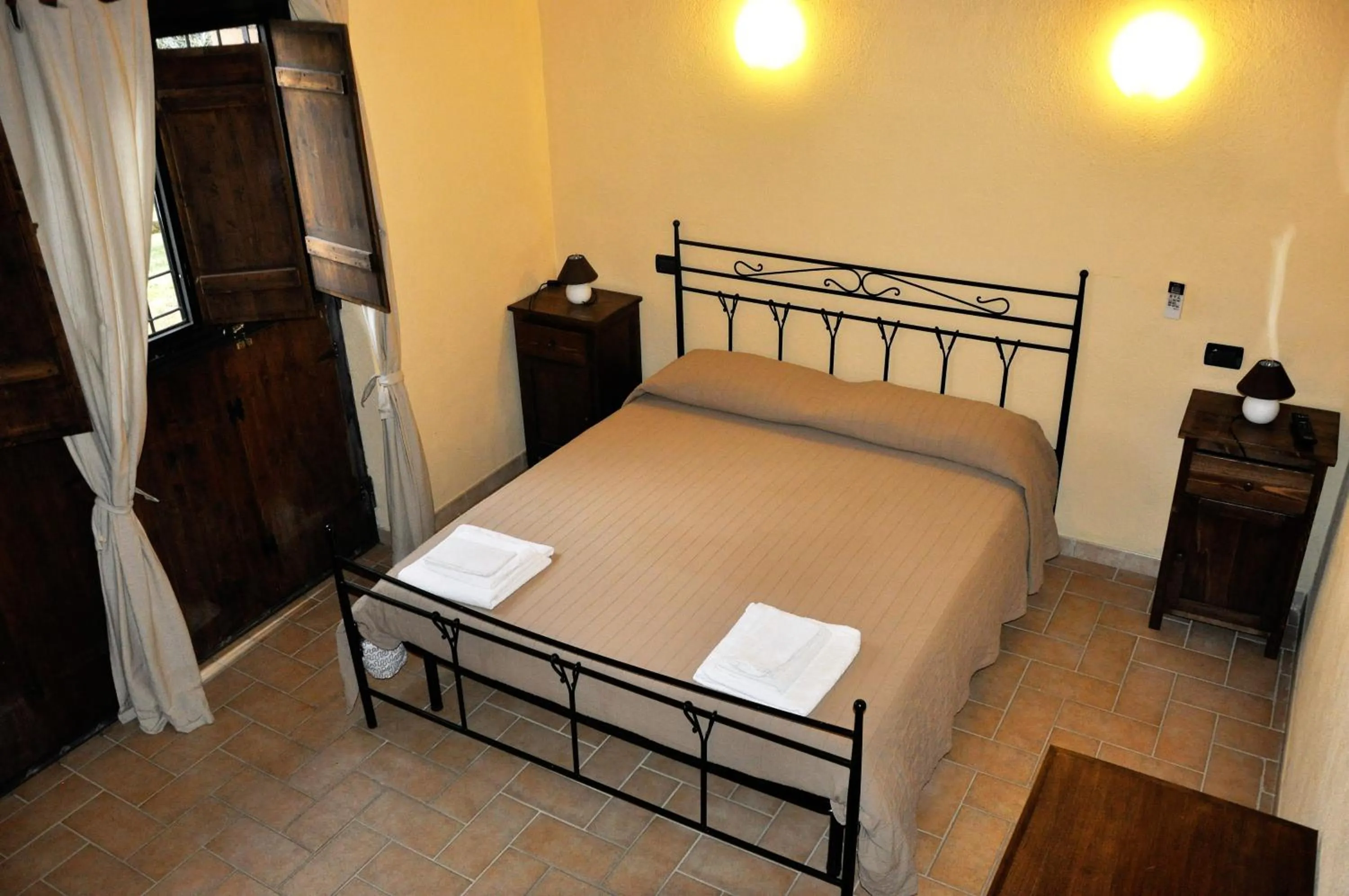 Bedroom, Bed in Agriturismo Nociquerceto