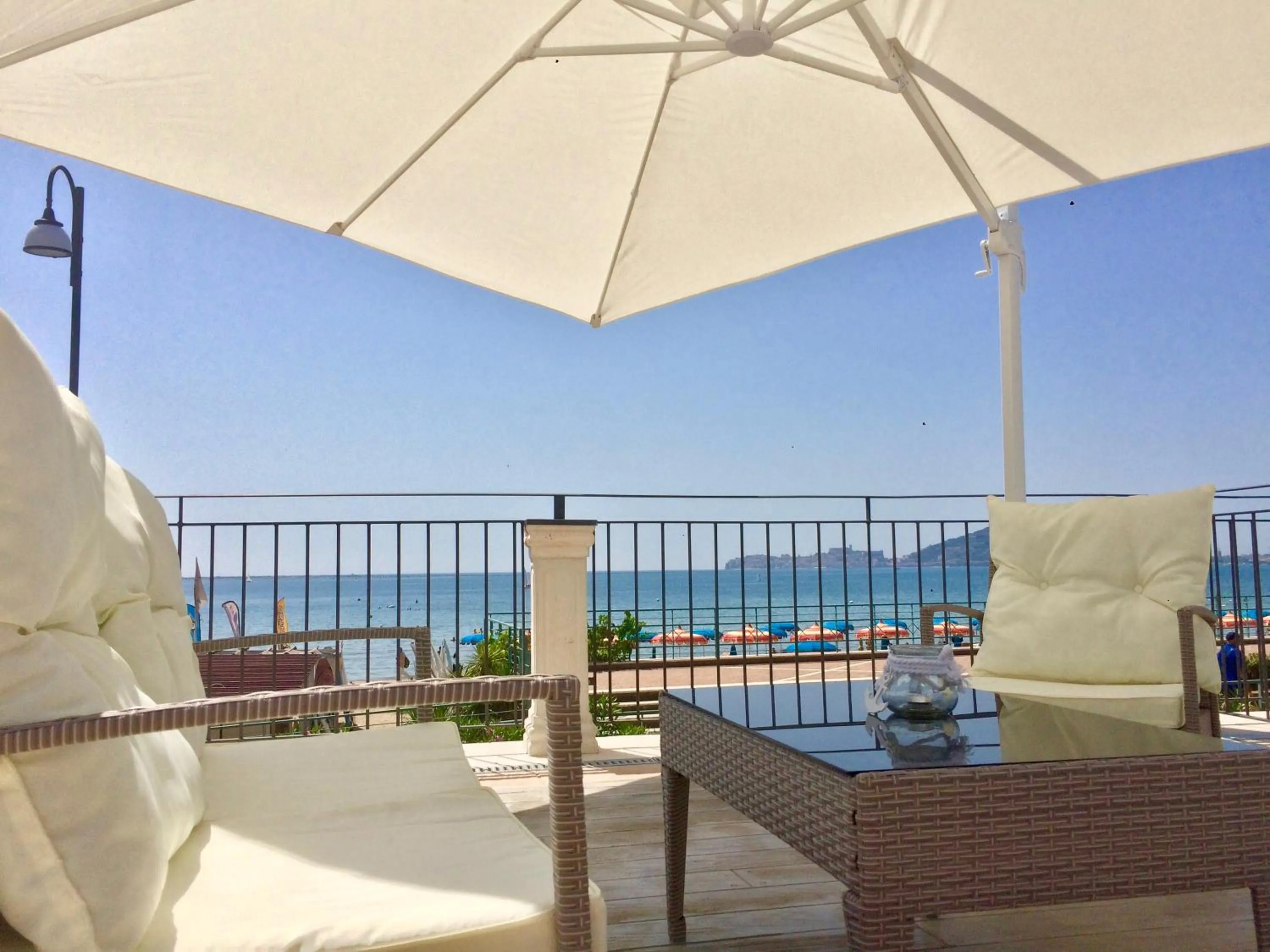 Patio in Klaton Beach Hotel