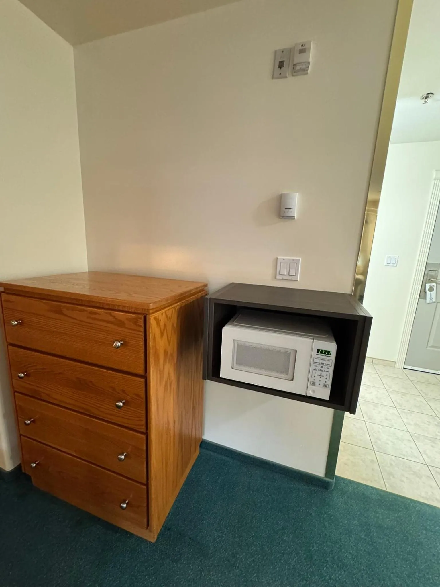 microwave in Western Budget Motel #1 & 2 Whitecourt