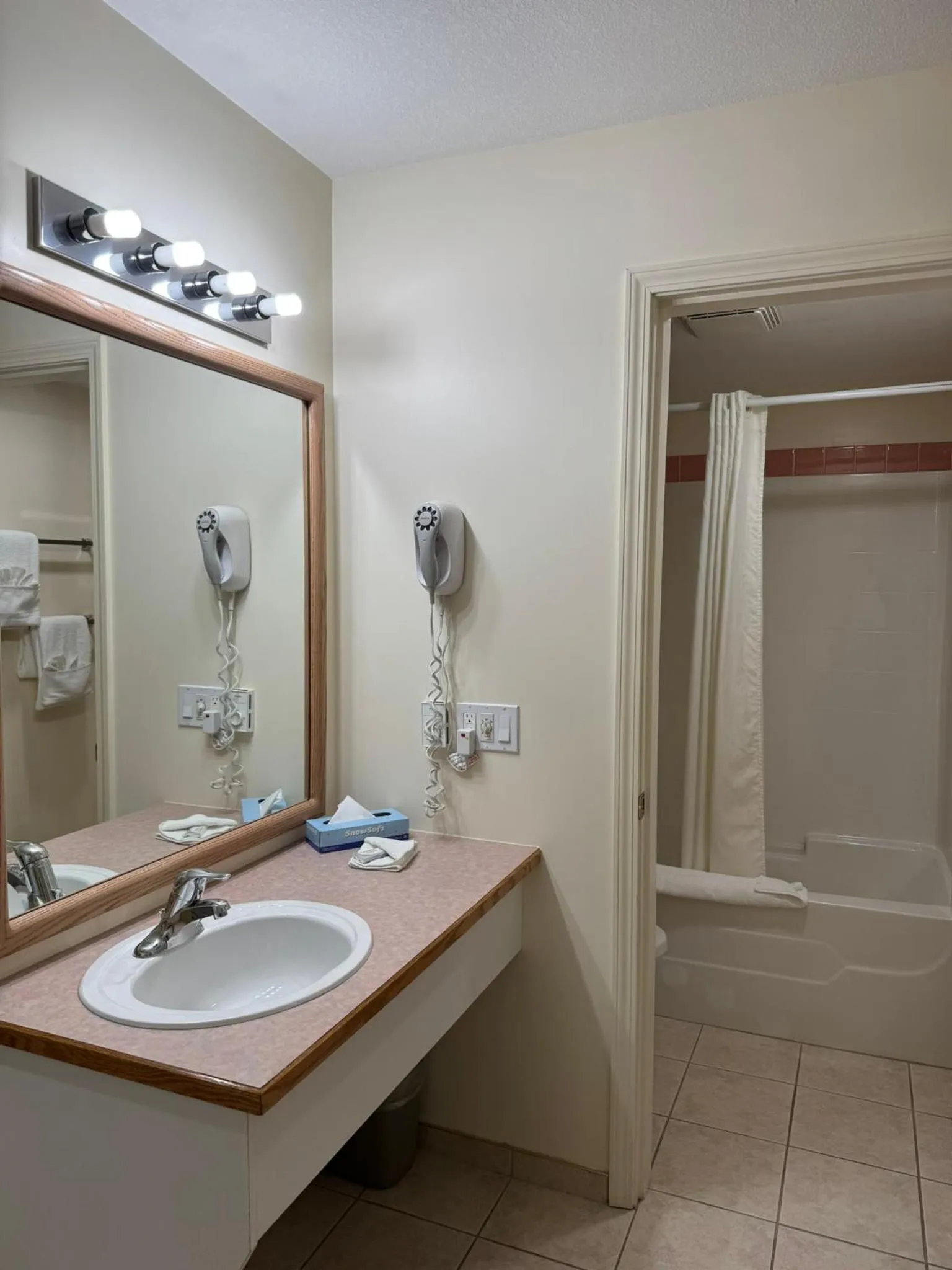 Shower in Western Budget Motel #1 & 2 Whitecourt