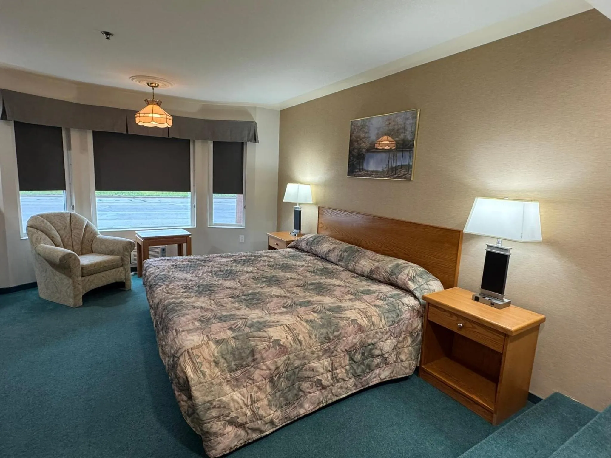 Bed in Western Budget Motel #1 & 2 Whitecourt