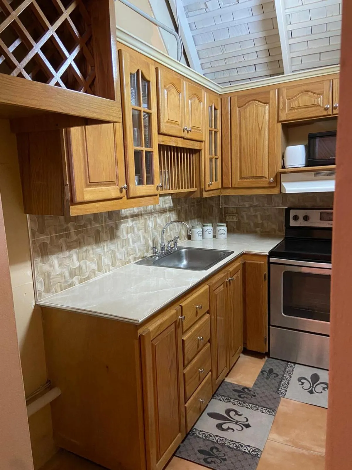 #73 Fisherman's Point