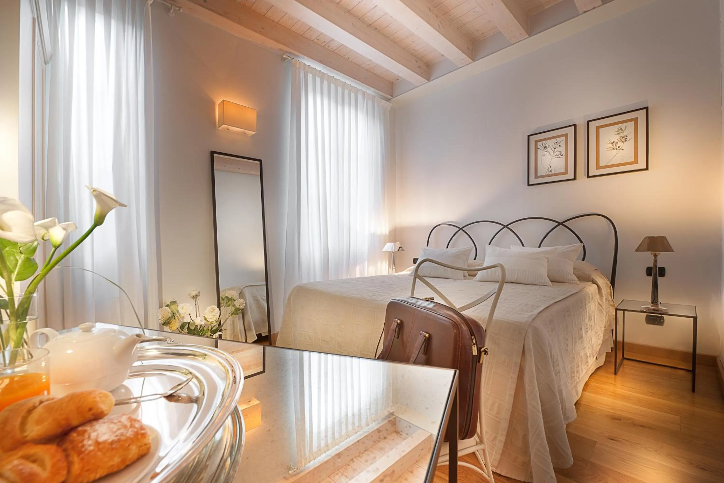 Decorative detail, Bed in Gallery Room