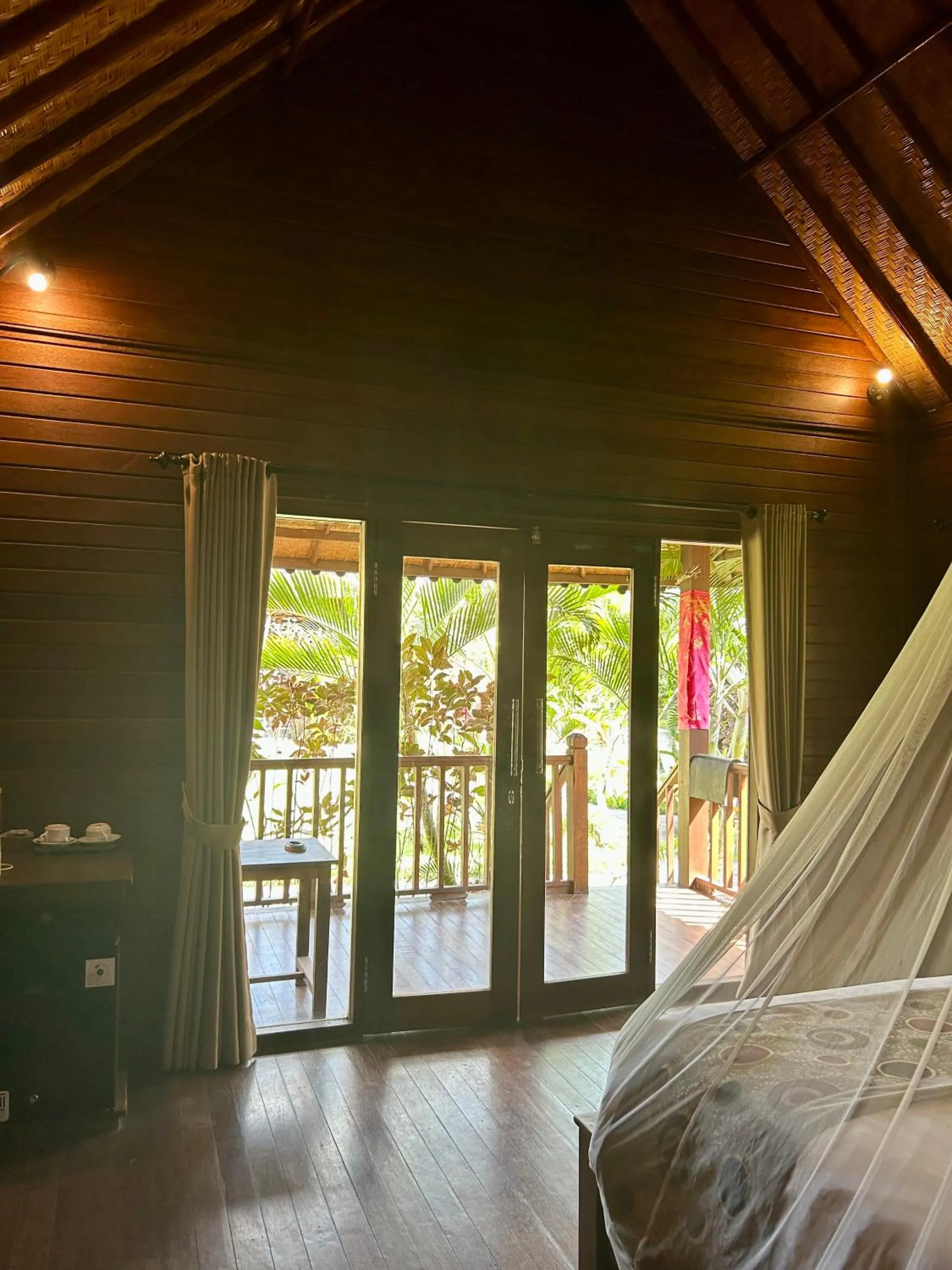 Bed in Island Garden Huts Lembongan