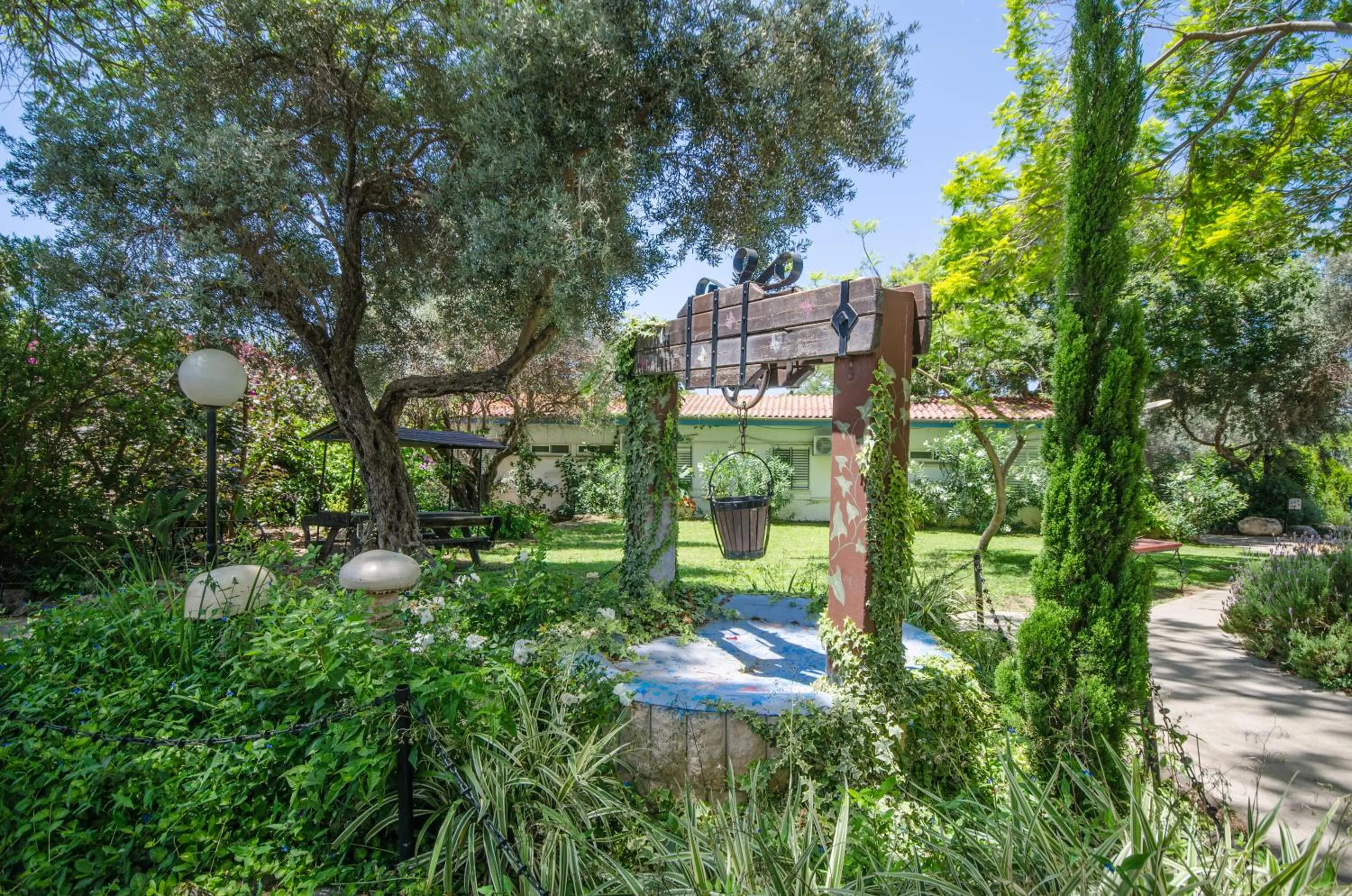 Garden in Travel Hotel Gesher Haziv