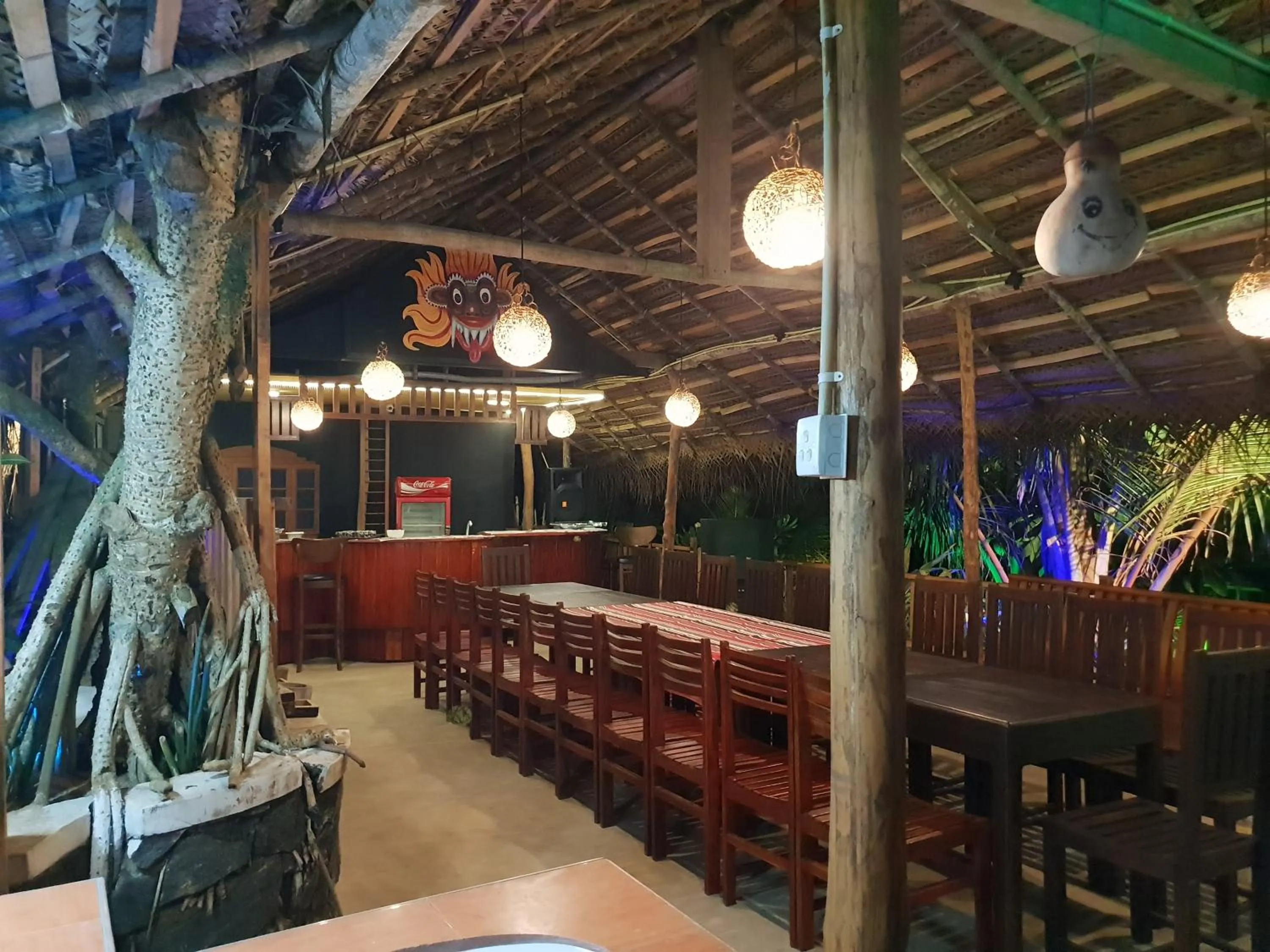 Restaurant/places to eat in Blue Horizon Beach Hotel