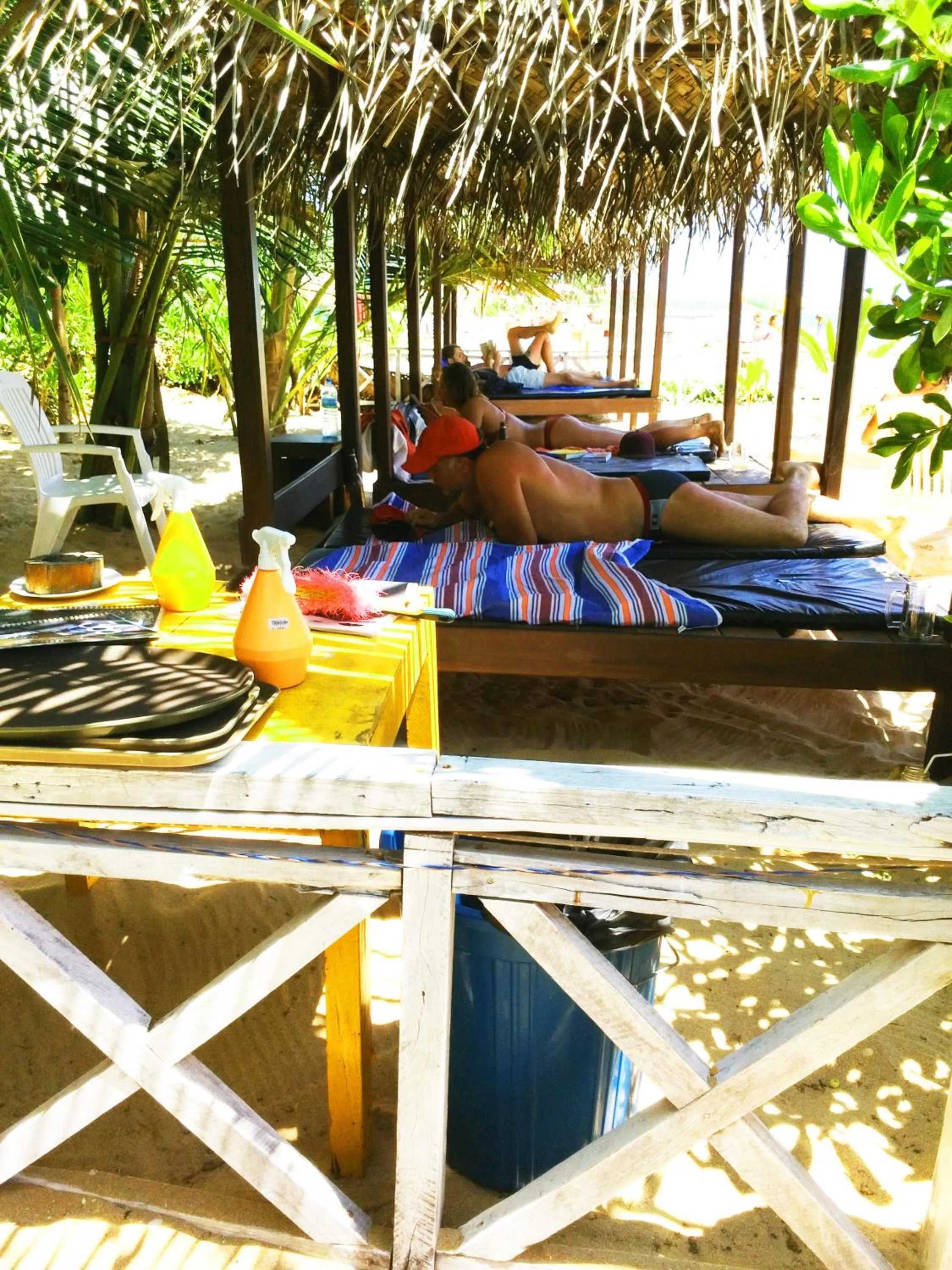 Restaurant/places to eat in Blue Horizon Beach Hotel