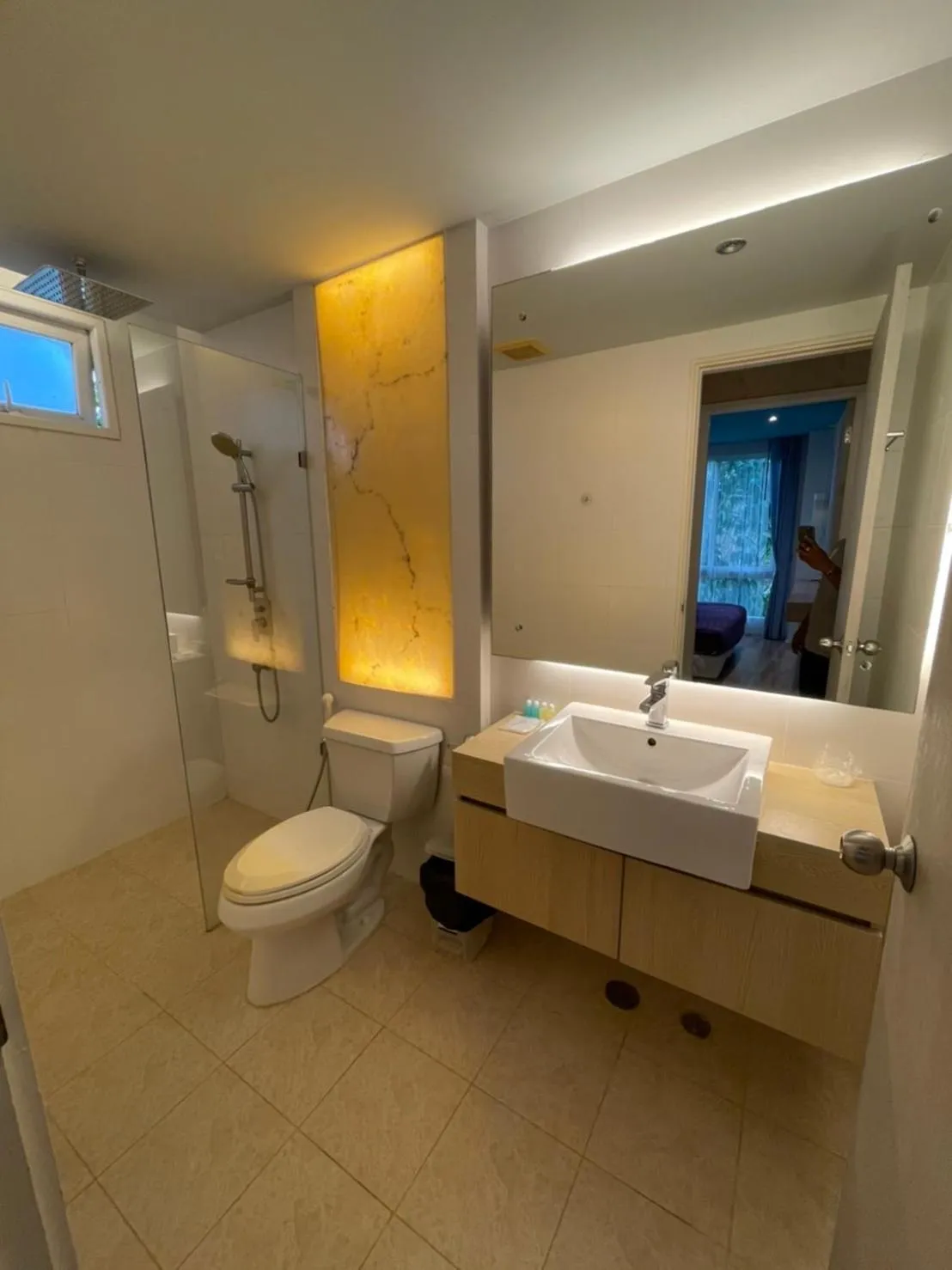 Bathroom in Atlantis Condo Resort Jomtien TLH