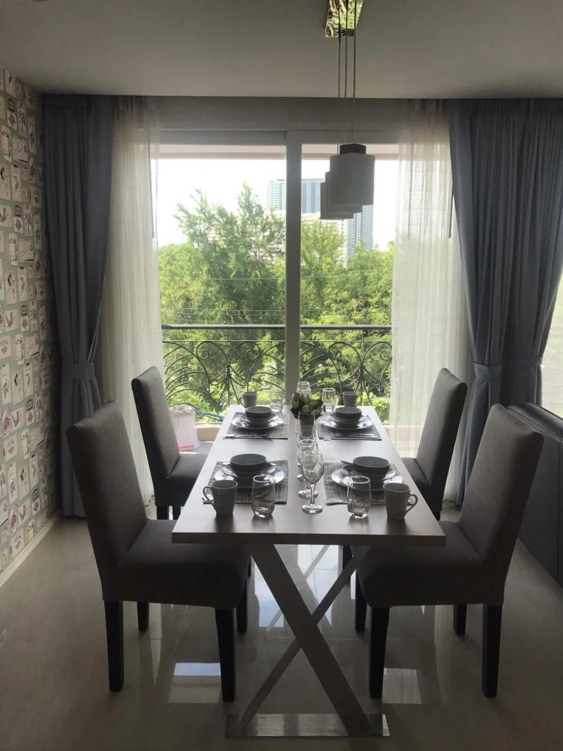 Dining area in Atlantis Condo Resort Jomtien TLH