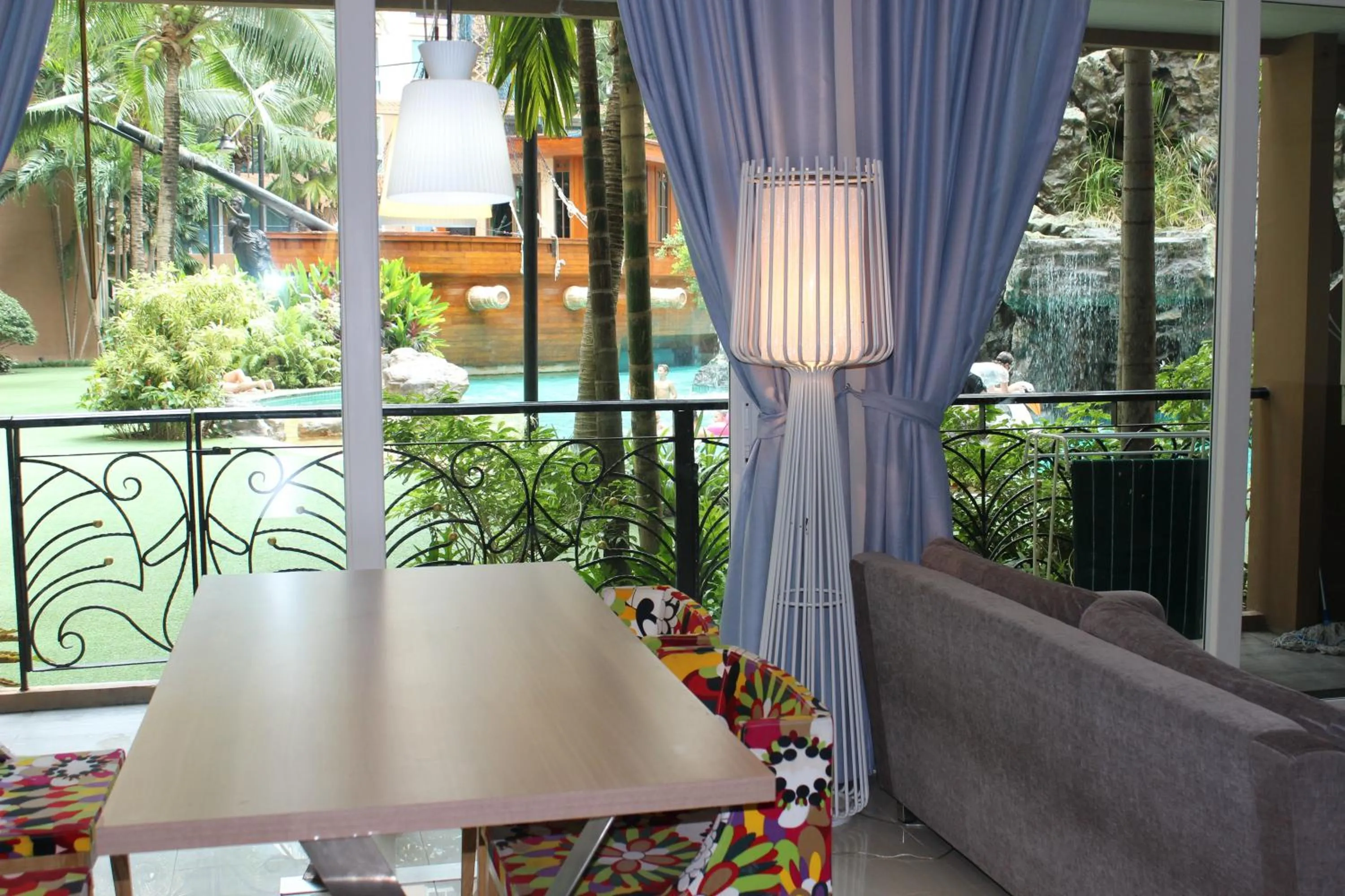 Atlantis Condo Resort Jomtien TLH