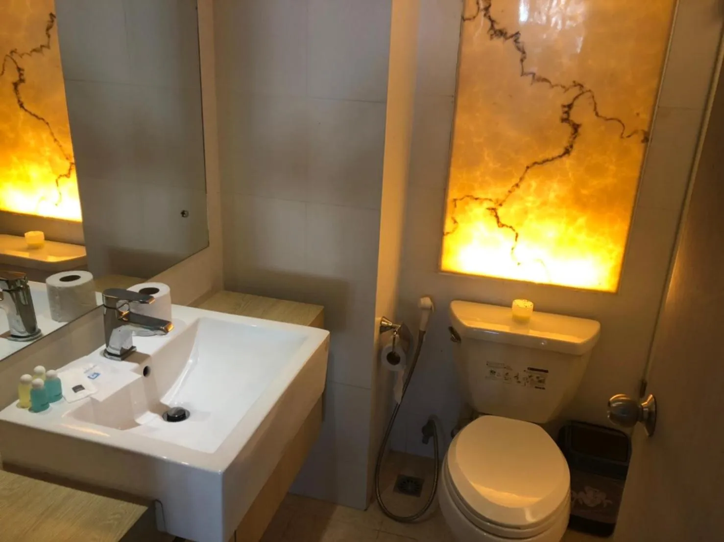 Atlantis Condo Resort Jomtien TLH