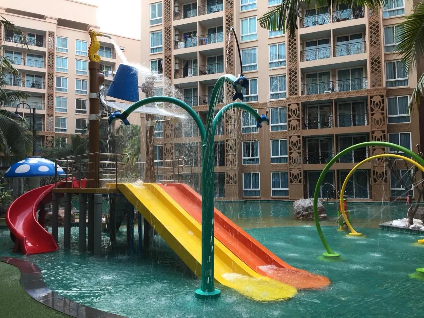 Aqua park in Atlantis Condo Resort Jomtien TLH