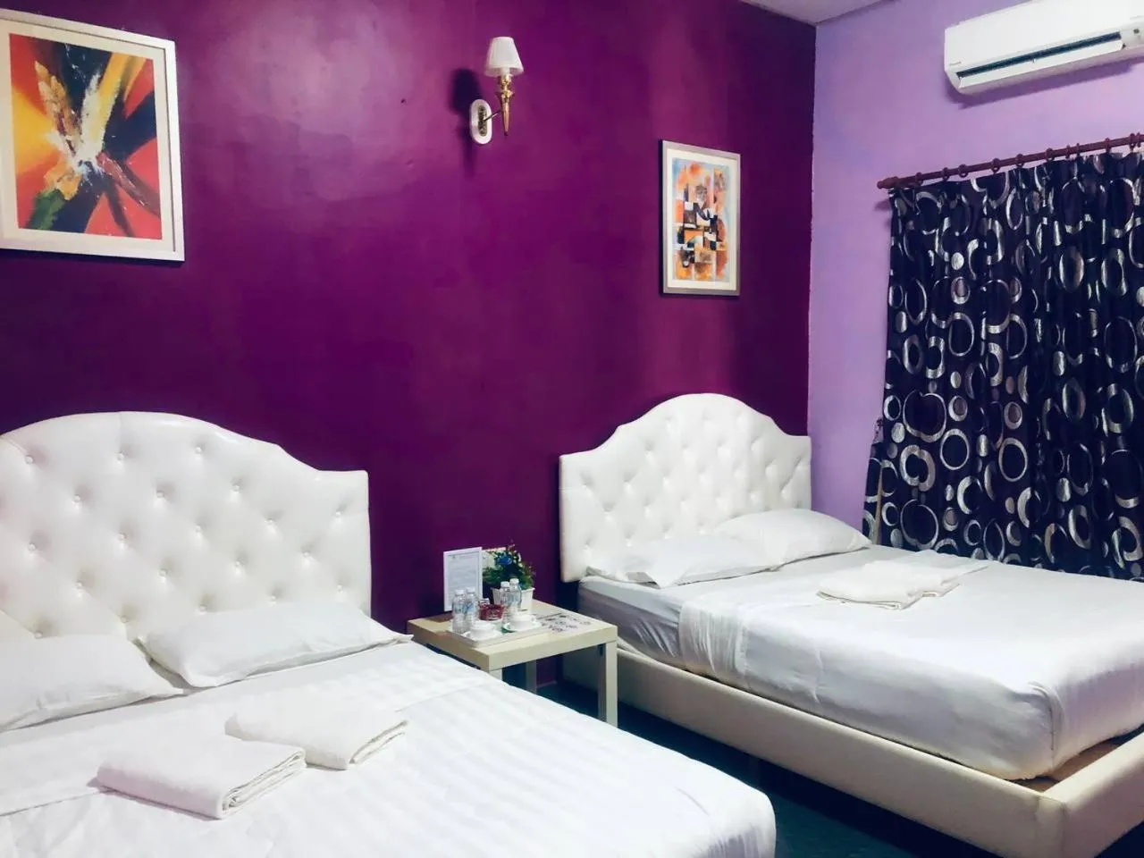 Bed in Taman Negara River View Lodge