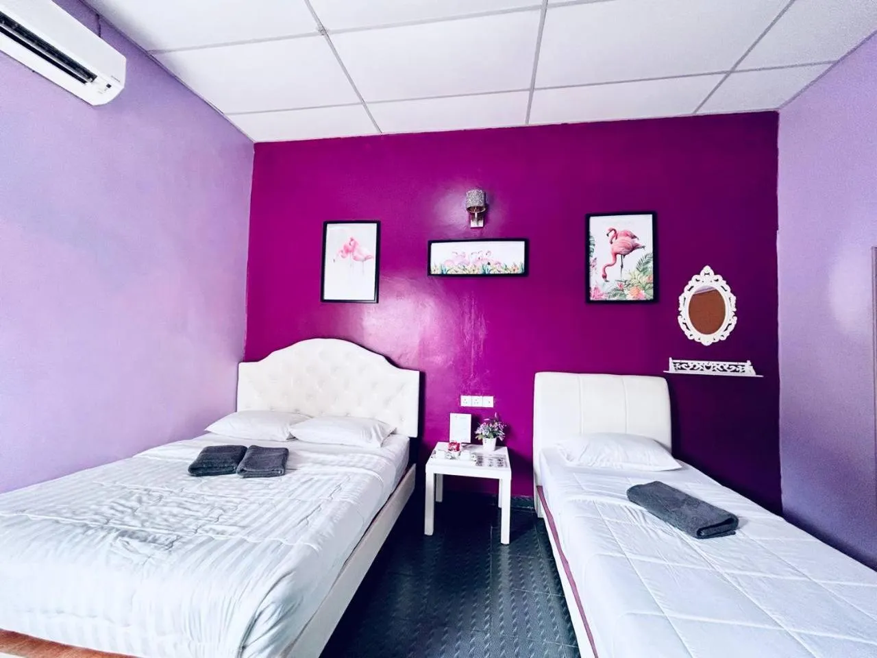 Bed in Taman Negara River View Lodge