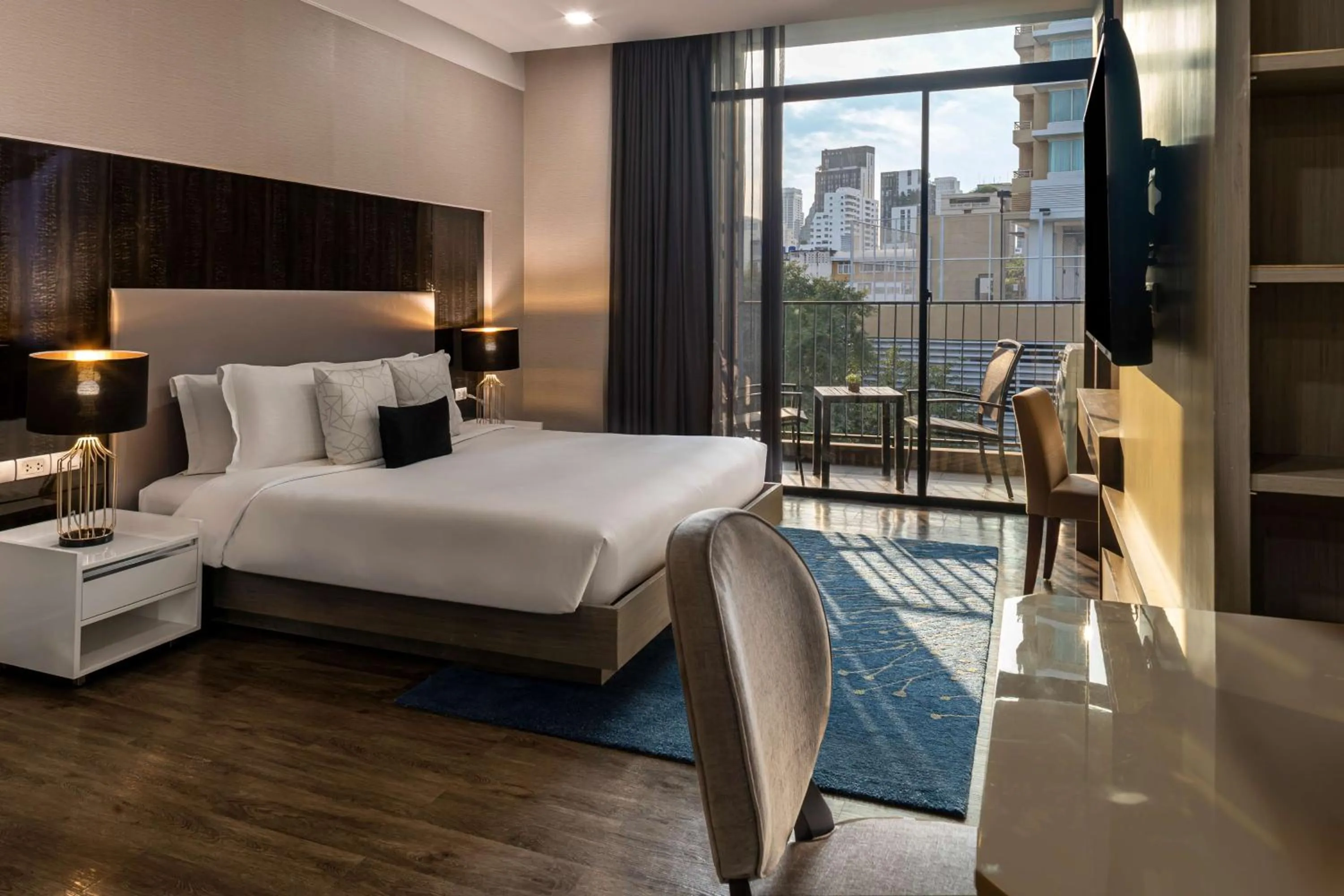 Bed in Metropolis Suites Bangkok, Tapestry Collection by Hilton