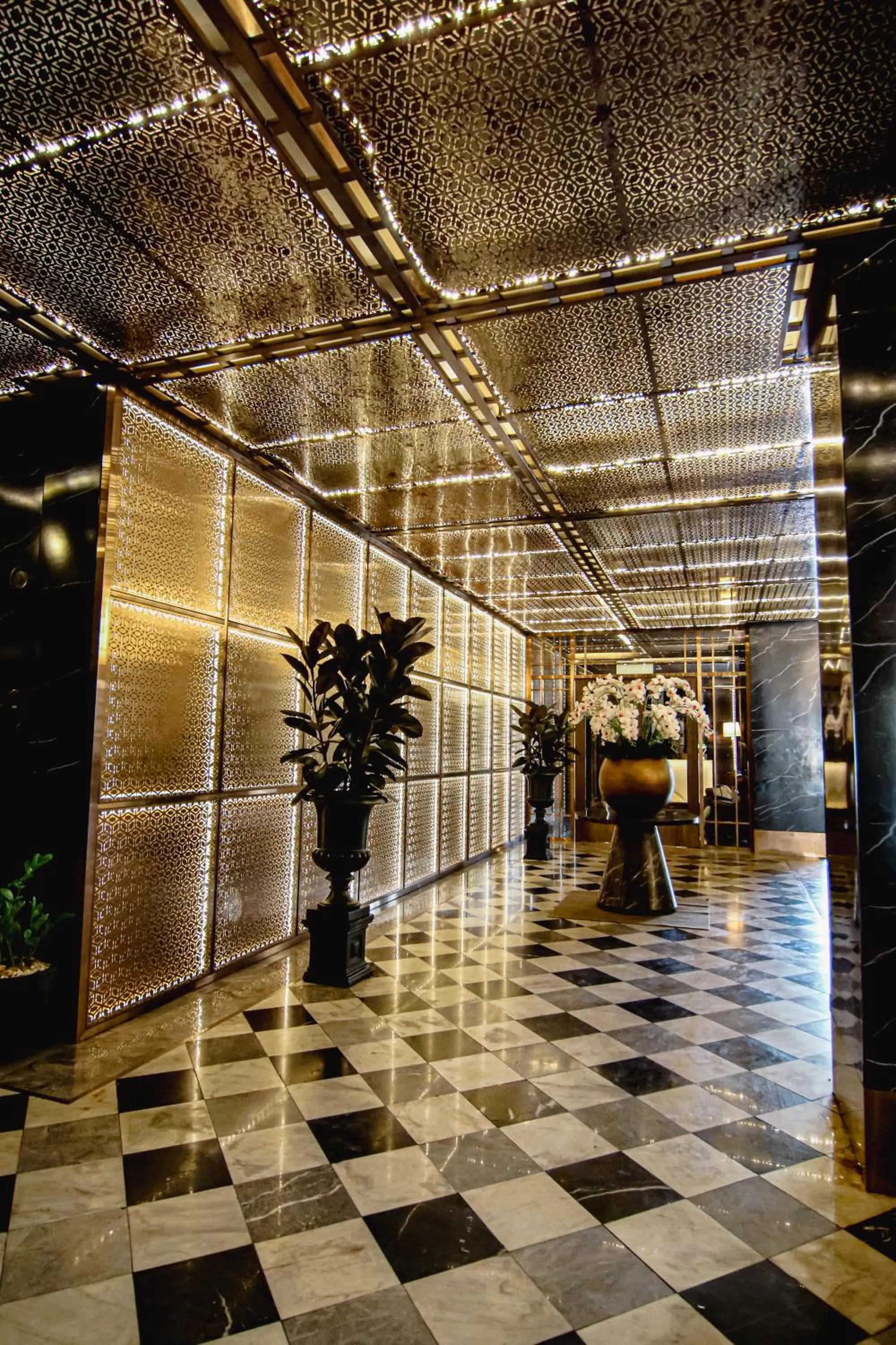 Lobby or reception in Metropolis Suites Bangkok, Tapestry Collection by Hilton