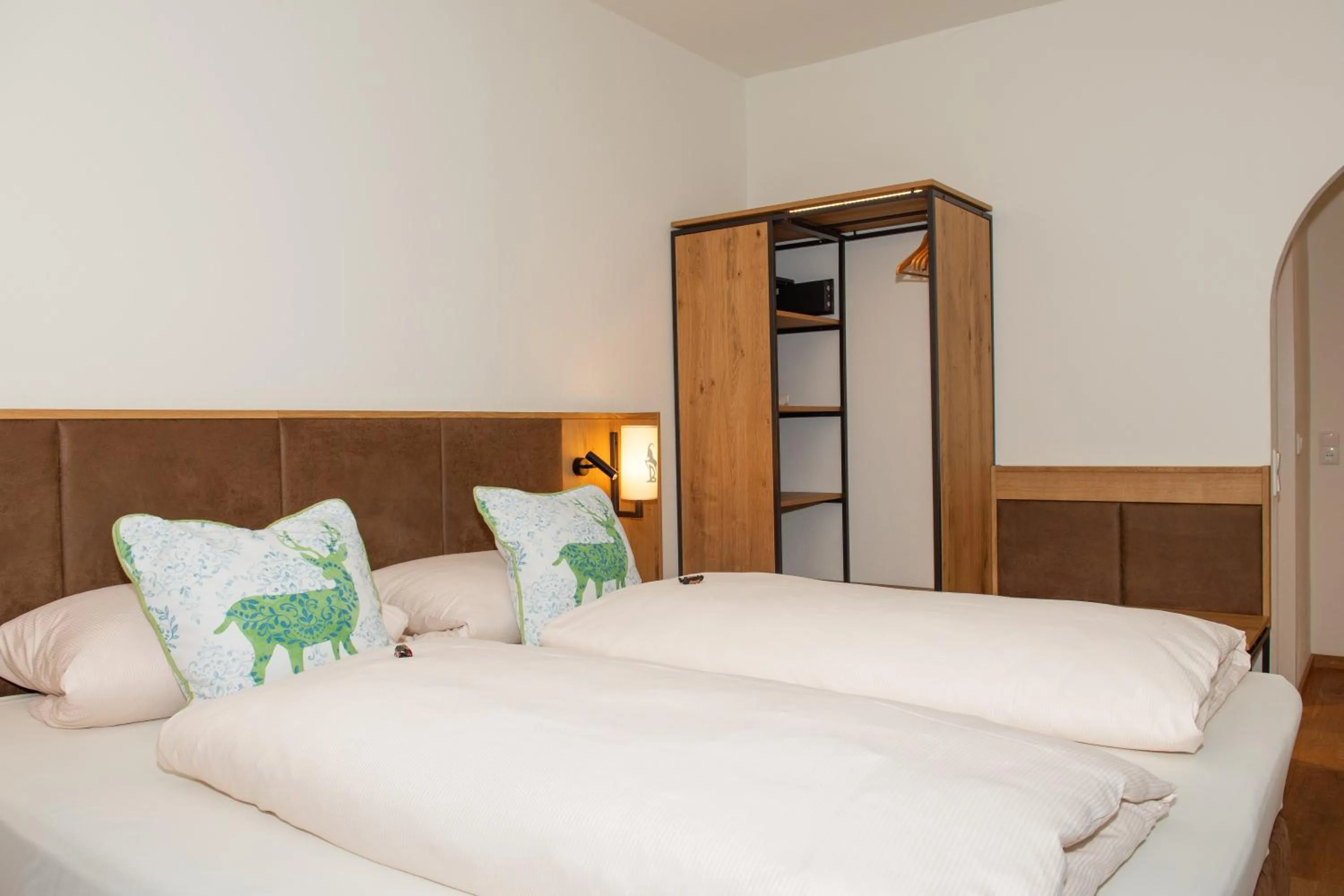 Staff, Bed in Hotel Bockmaier