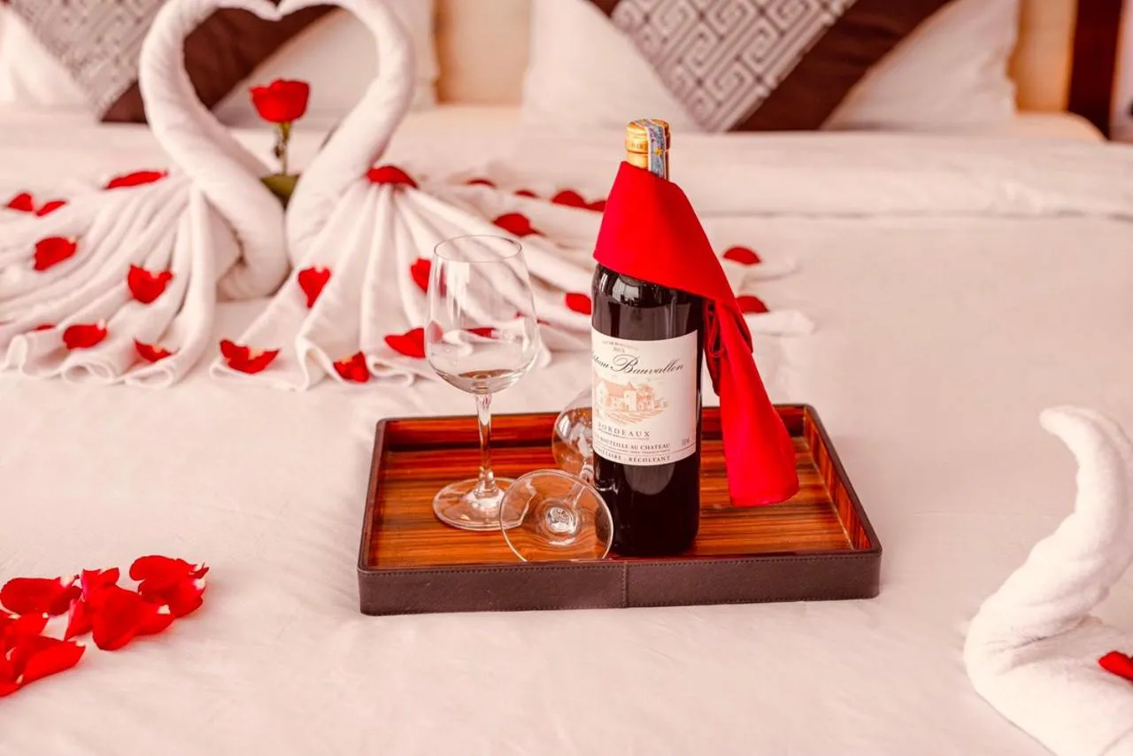 Bed in Le Bordeaux Sapa Hotel