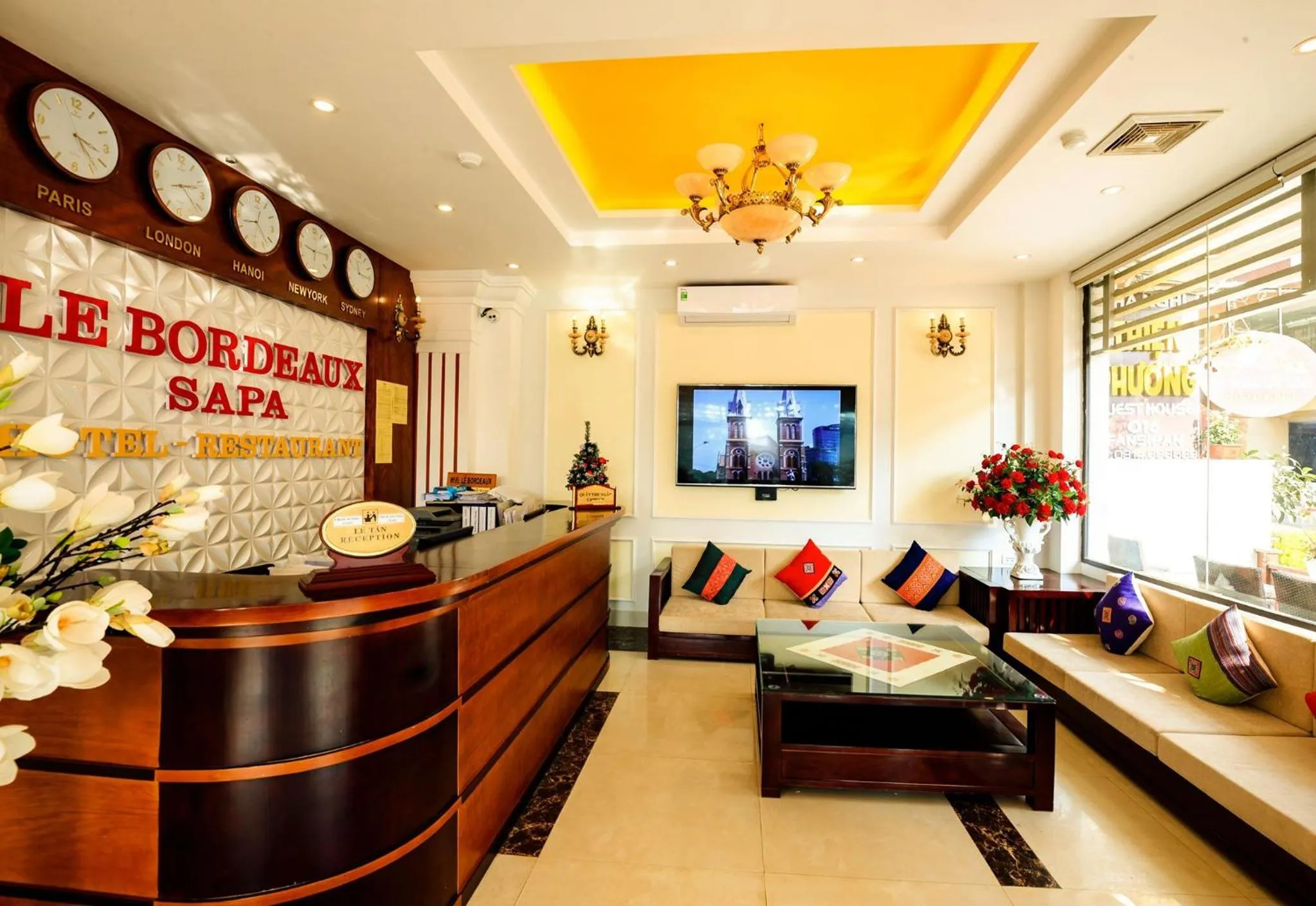 Lobby or reception in Le Bordeaux Sapa Hotel