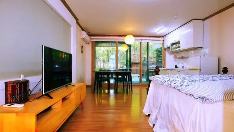 Bed in Bellus-Rose Pension Gyeongju
