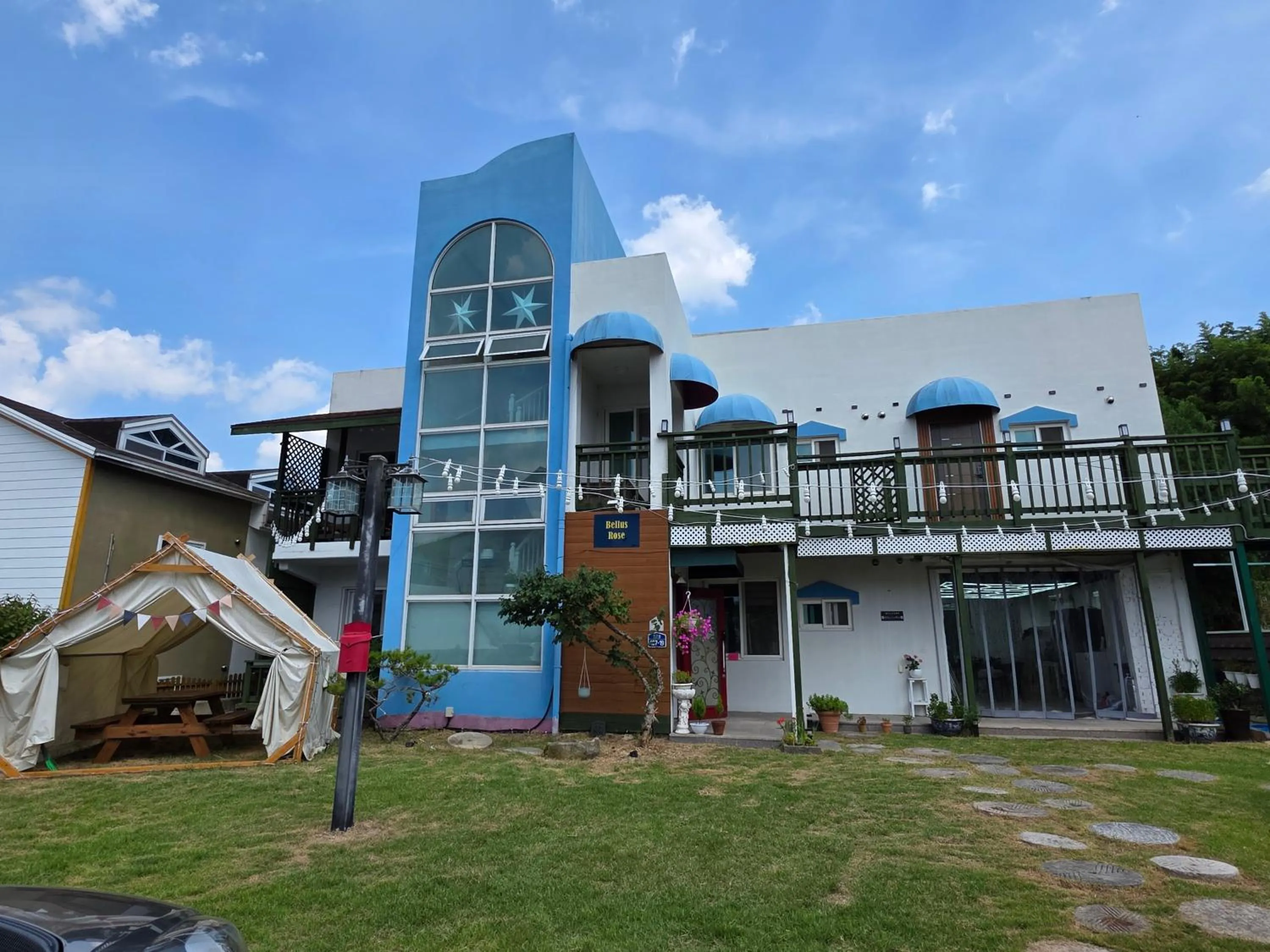 Bellus-Rose Pension Gyeongju