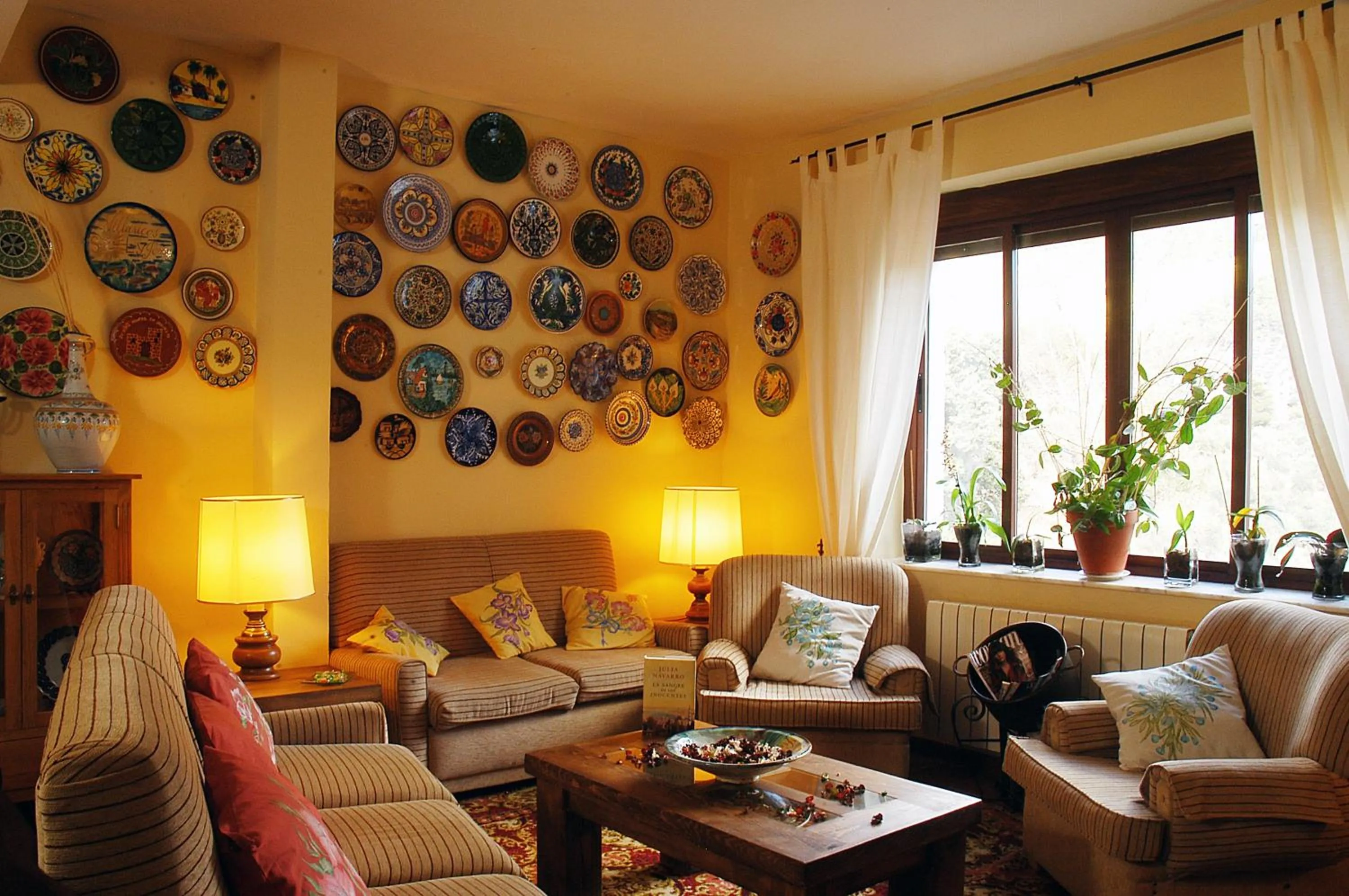 Communal lounge/ TV room in Hotel Rural "Hospederia Las Cañadillas"