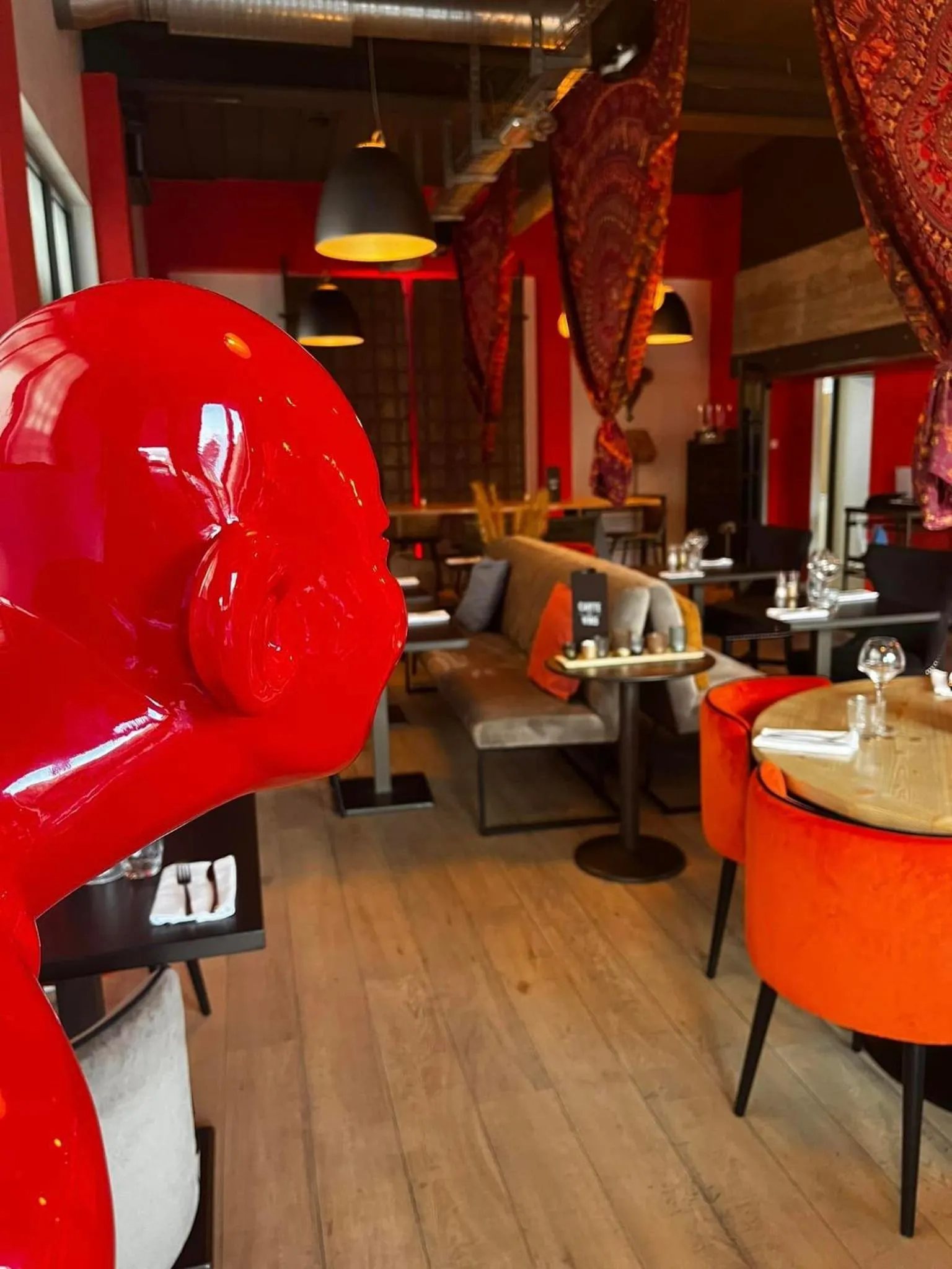 Restaurant/places to eat in Skol l'Original