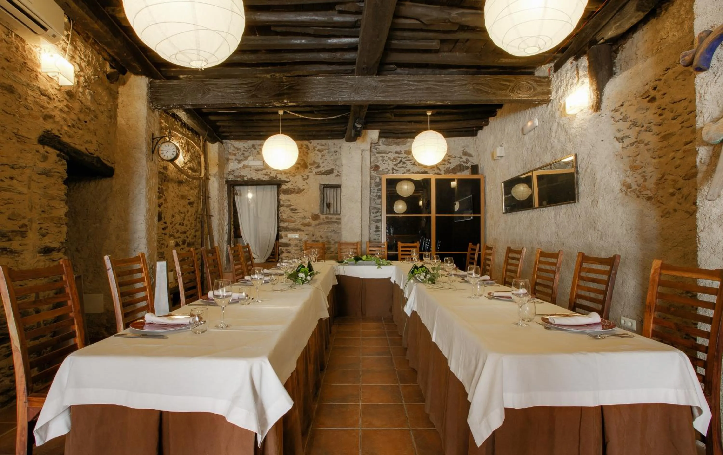 Banquet/Function facilities in La Posada del Casar