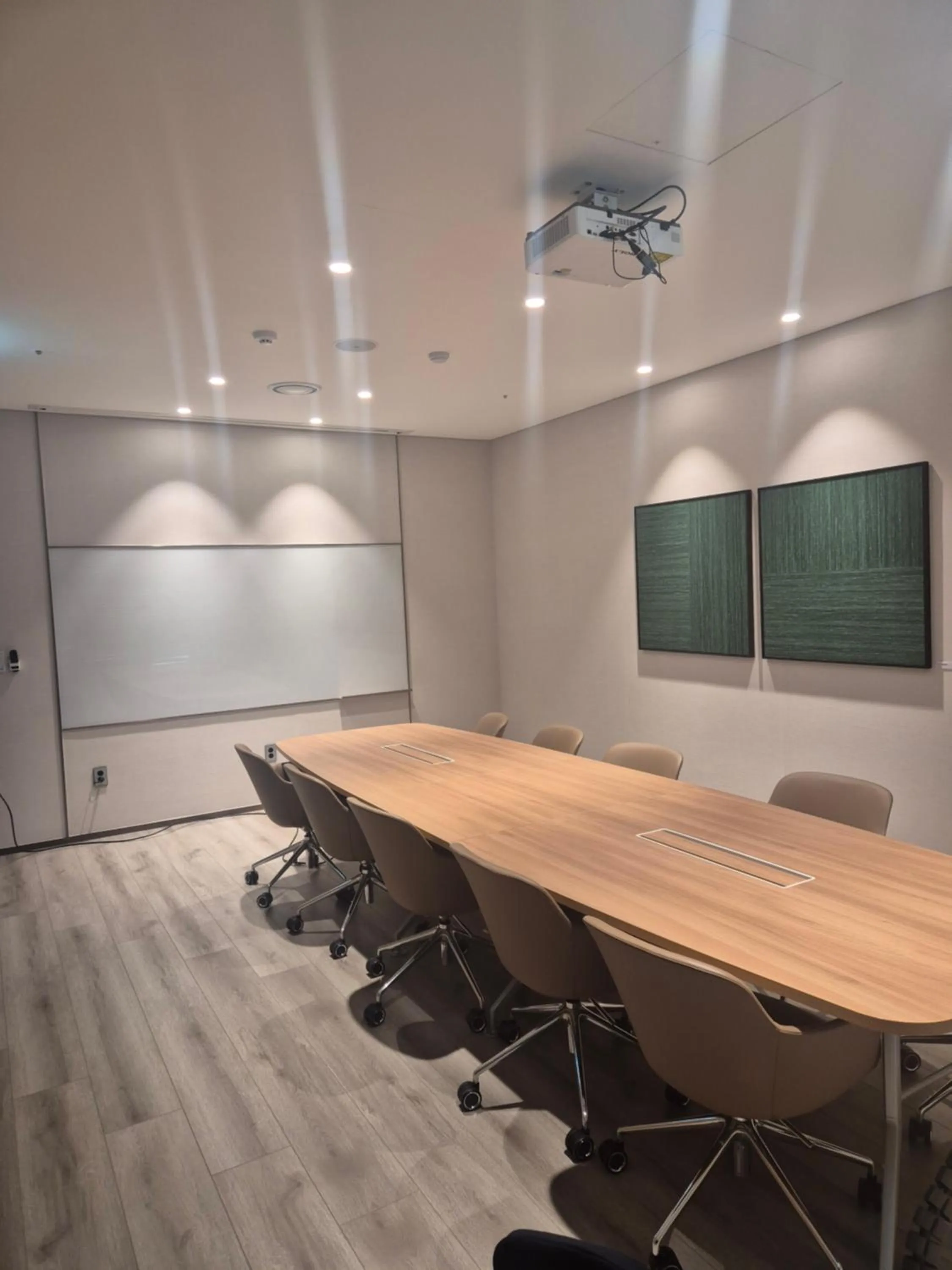 Meeting/conference room in Hotel Interburgo Exco