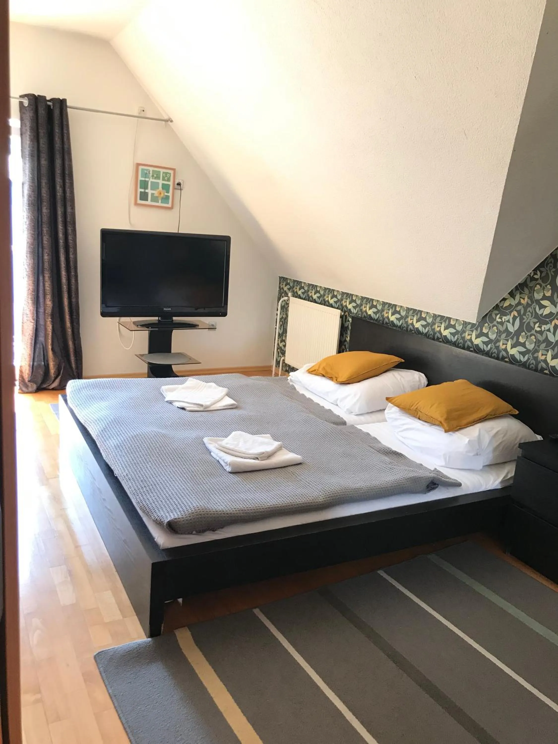 Bedroom, Bed in Hotel Orlan