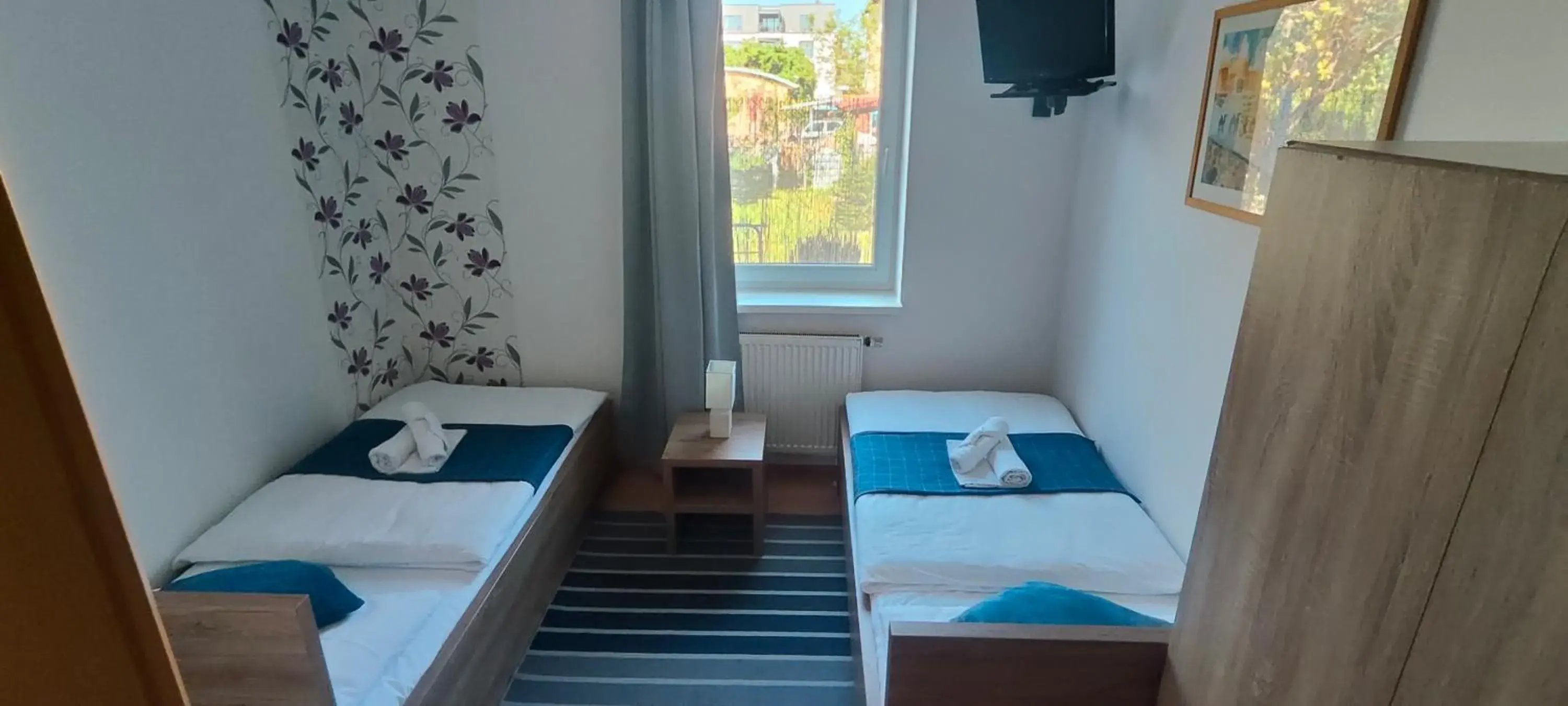 Economy Twin Room - single occupancy in Hotel Orlan Economy Twin Room - single occupancy in Hotel Orlan