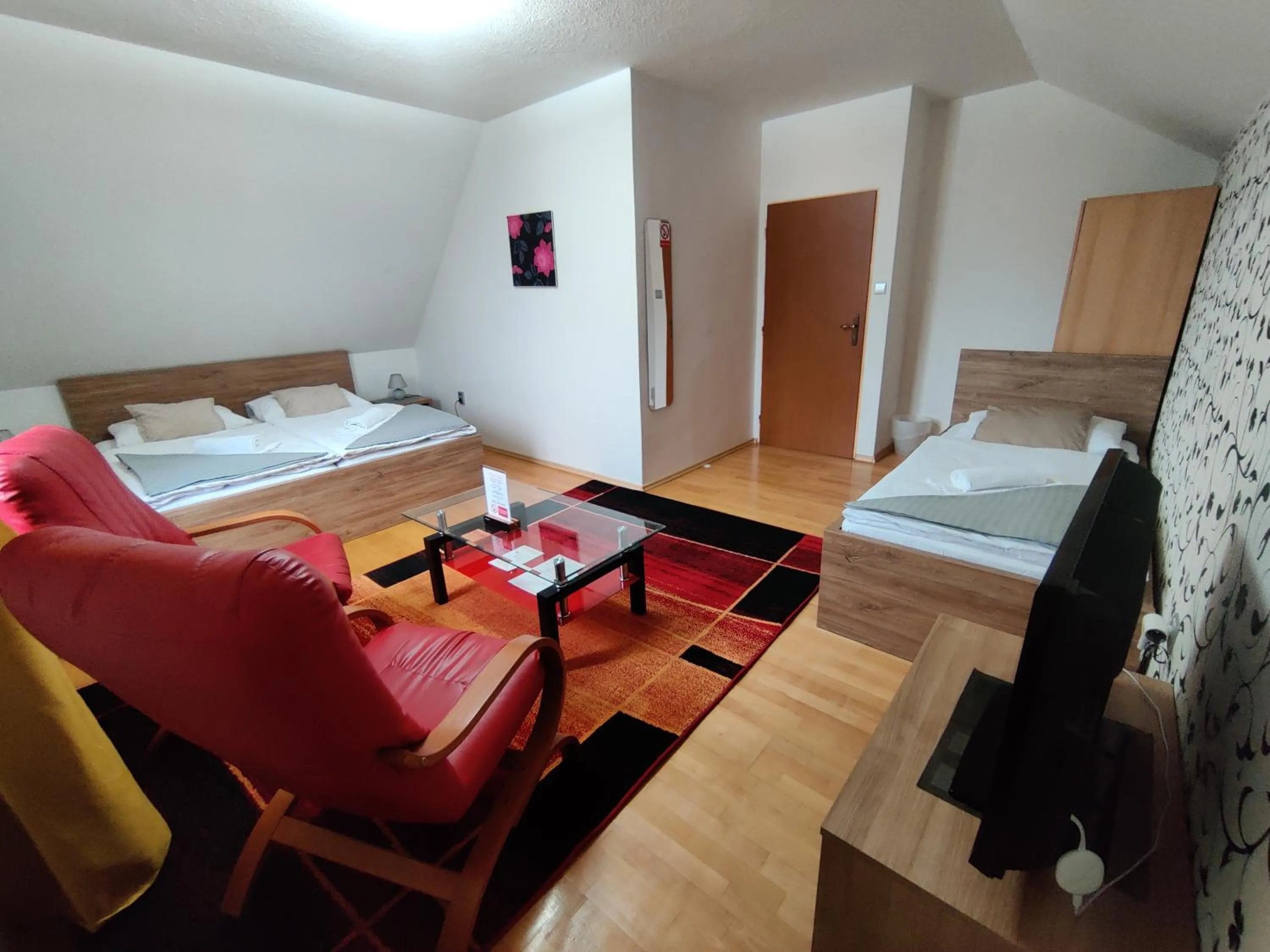 Photo of the whole room, Bed in Hotel Orlan