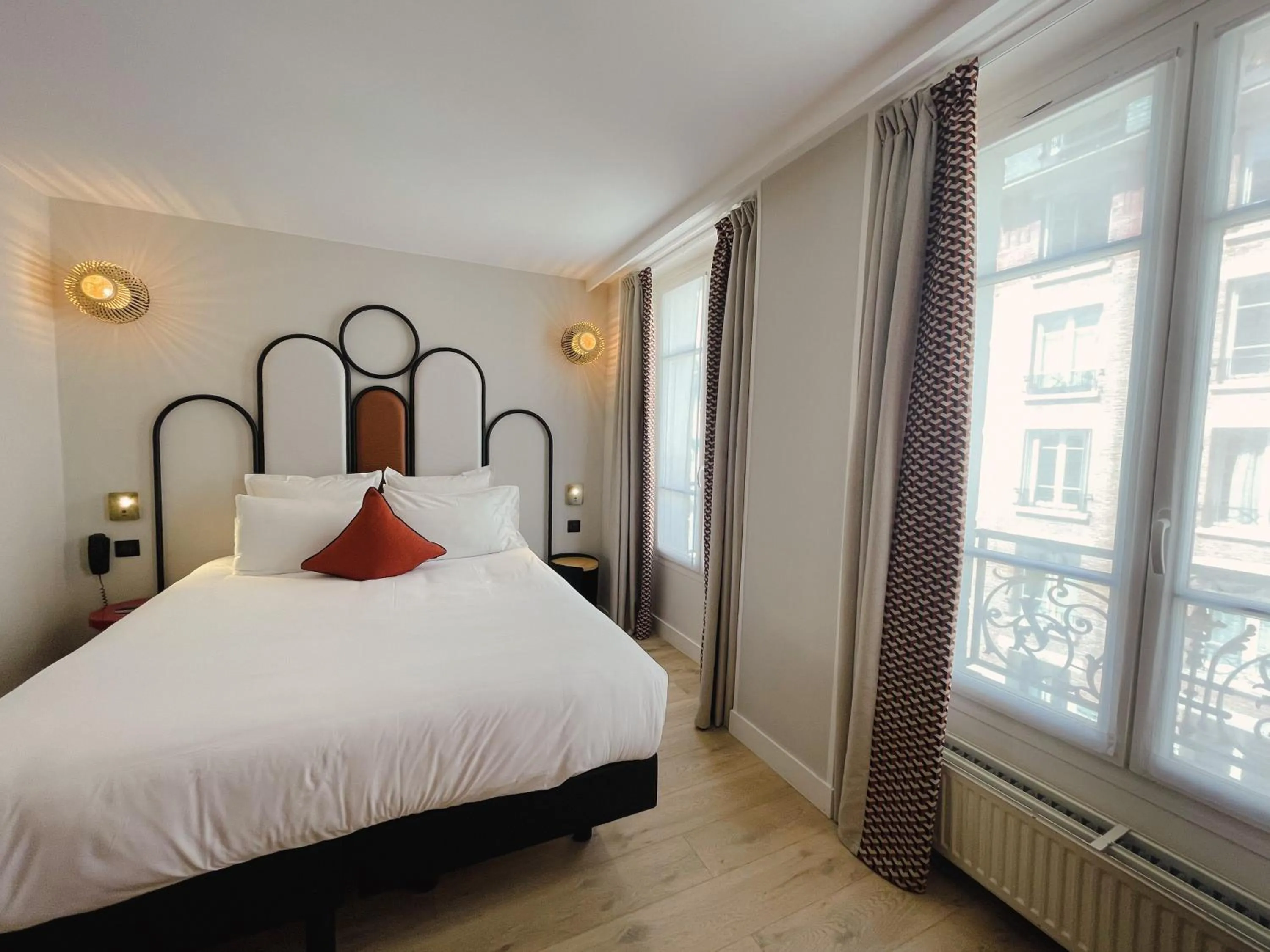 Bed in Hôtel de L'Esperance