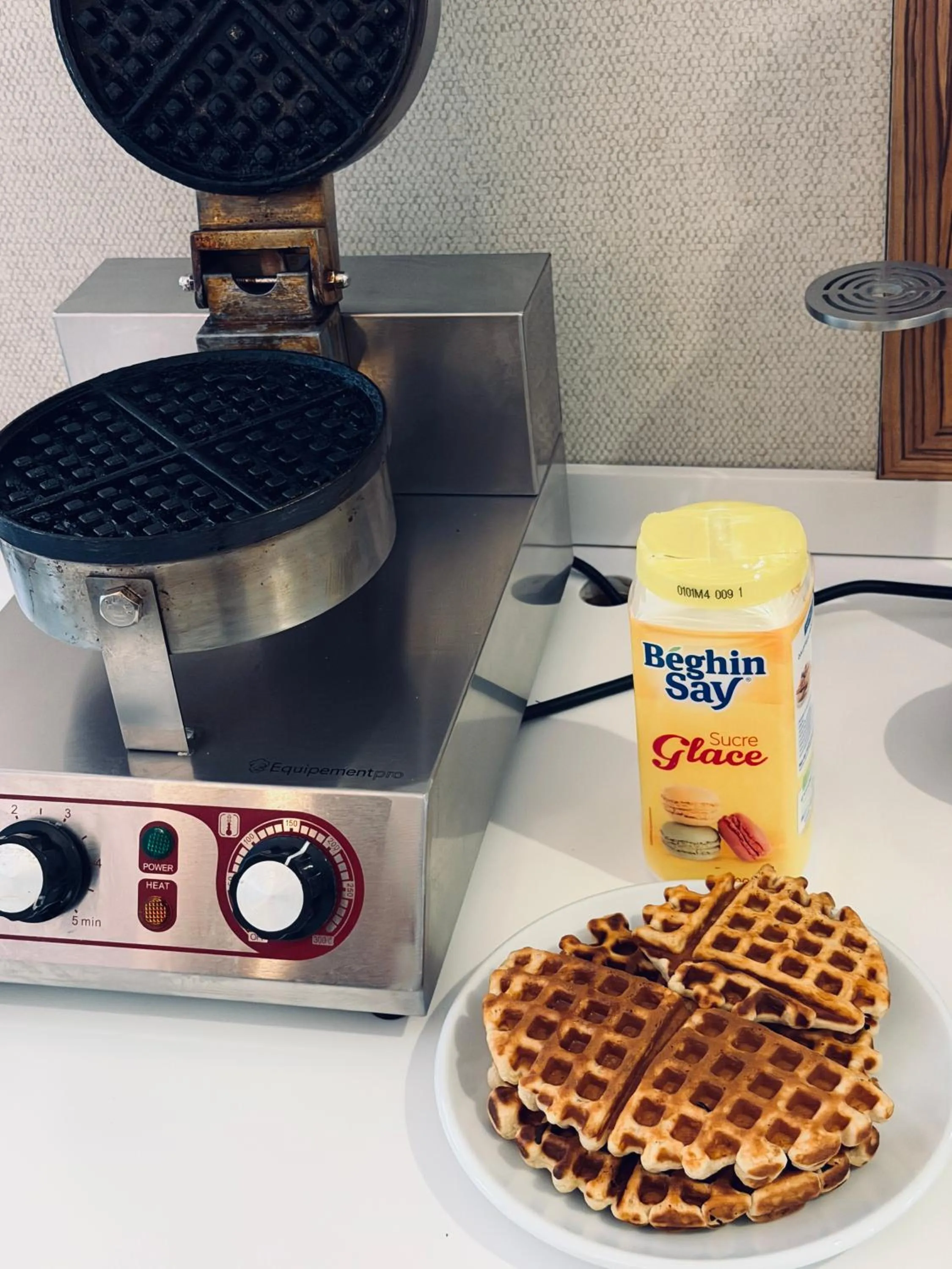 Breakfast in Hôtel de L'Esperance