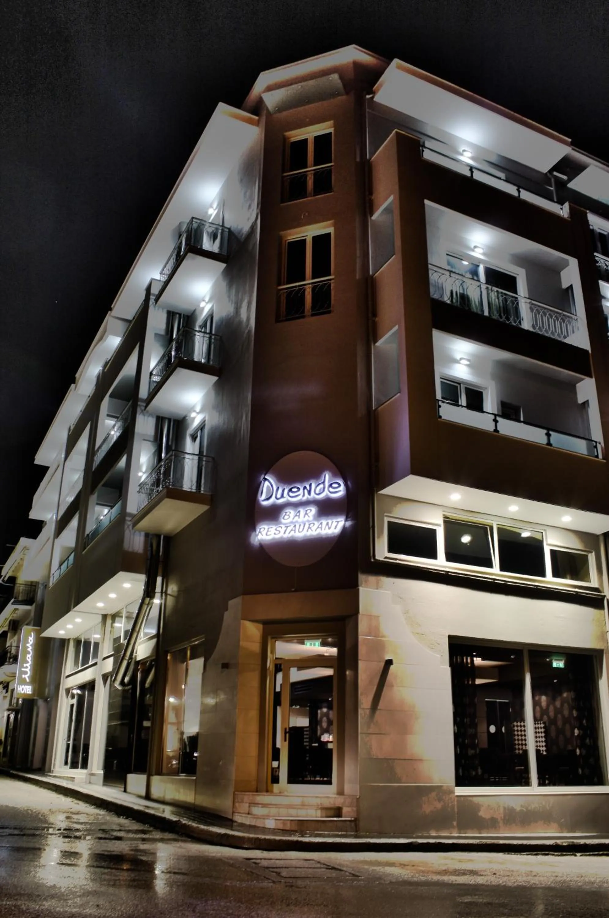 Facade/entrance in Hotel Iliana