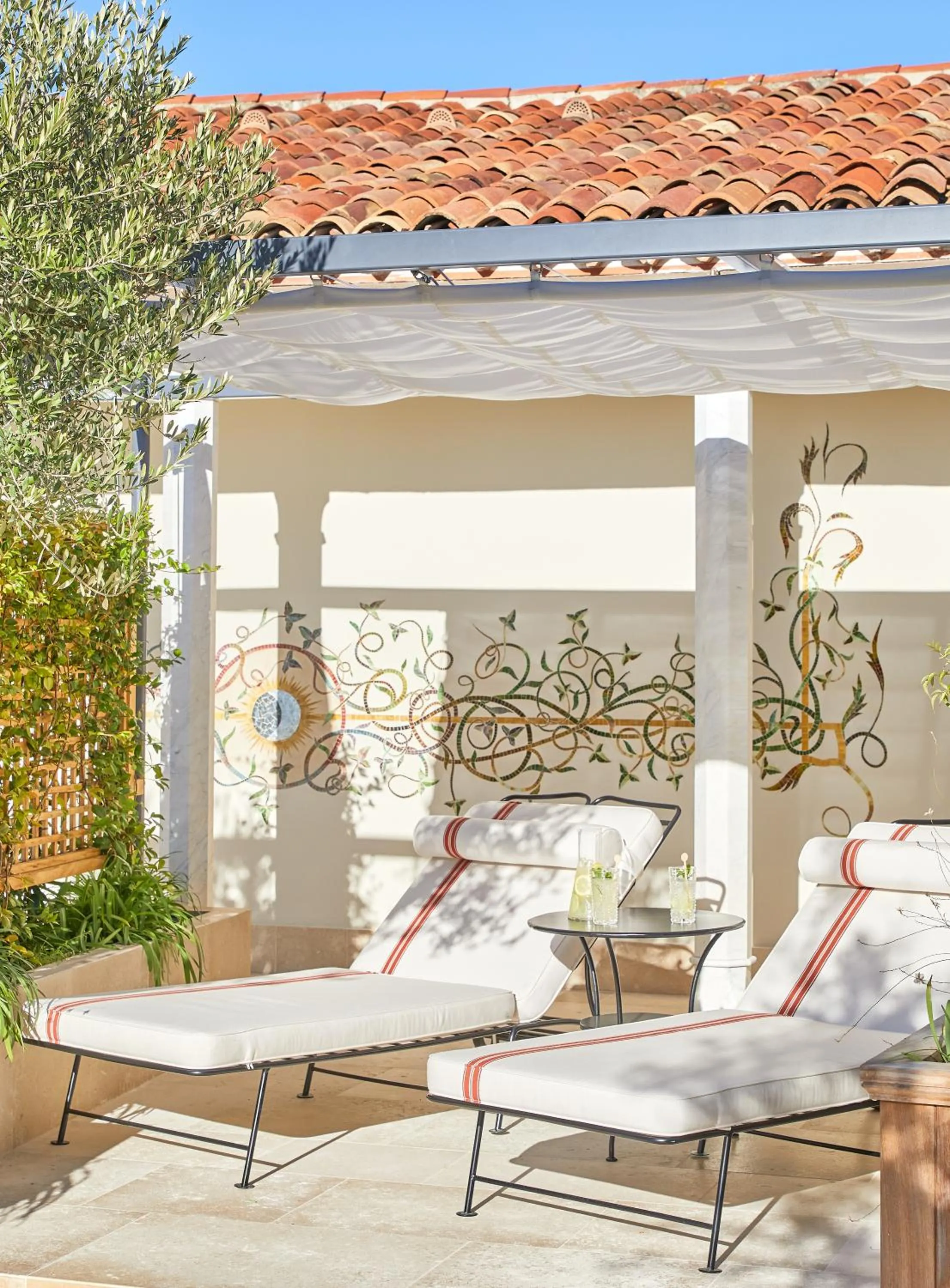 Patio in Airelles Château de la Messardière