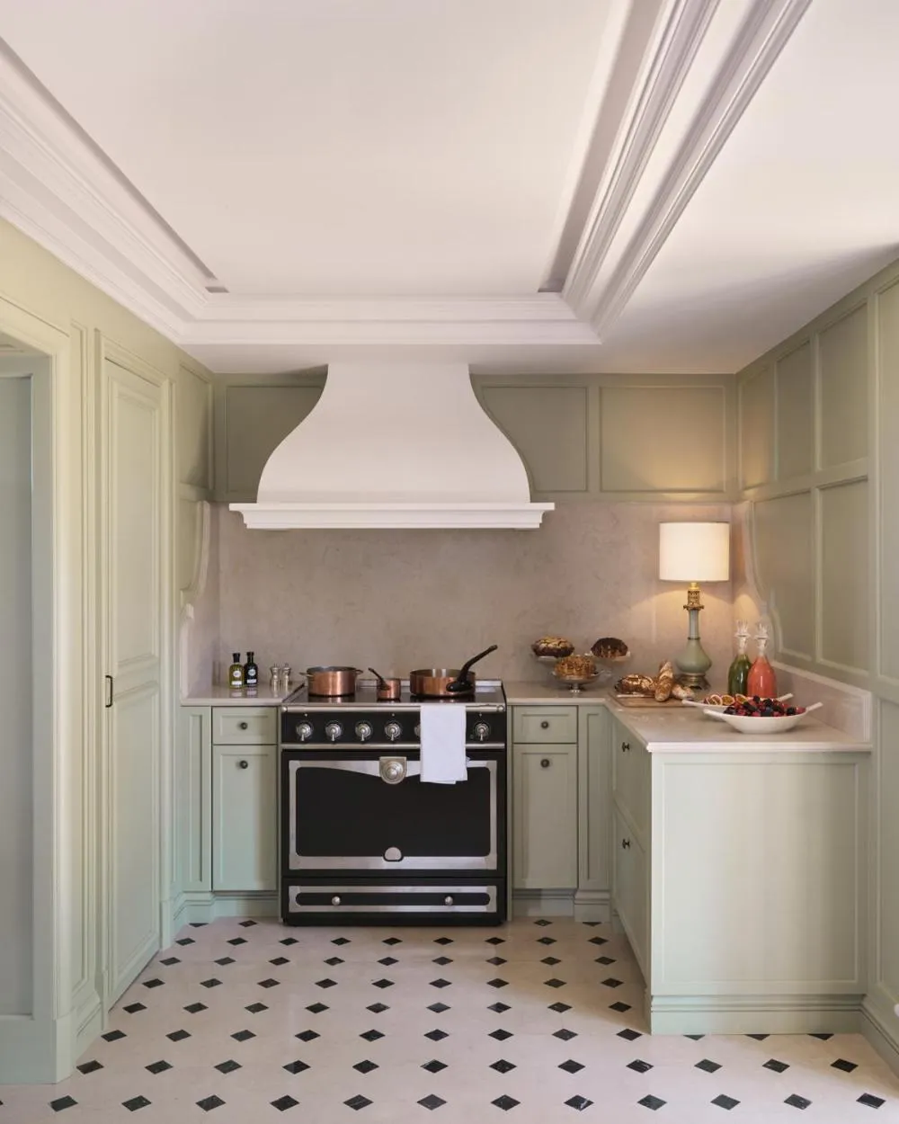 kitchen in Airelles Château de la Messardière
