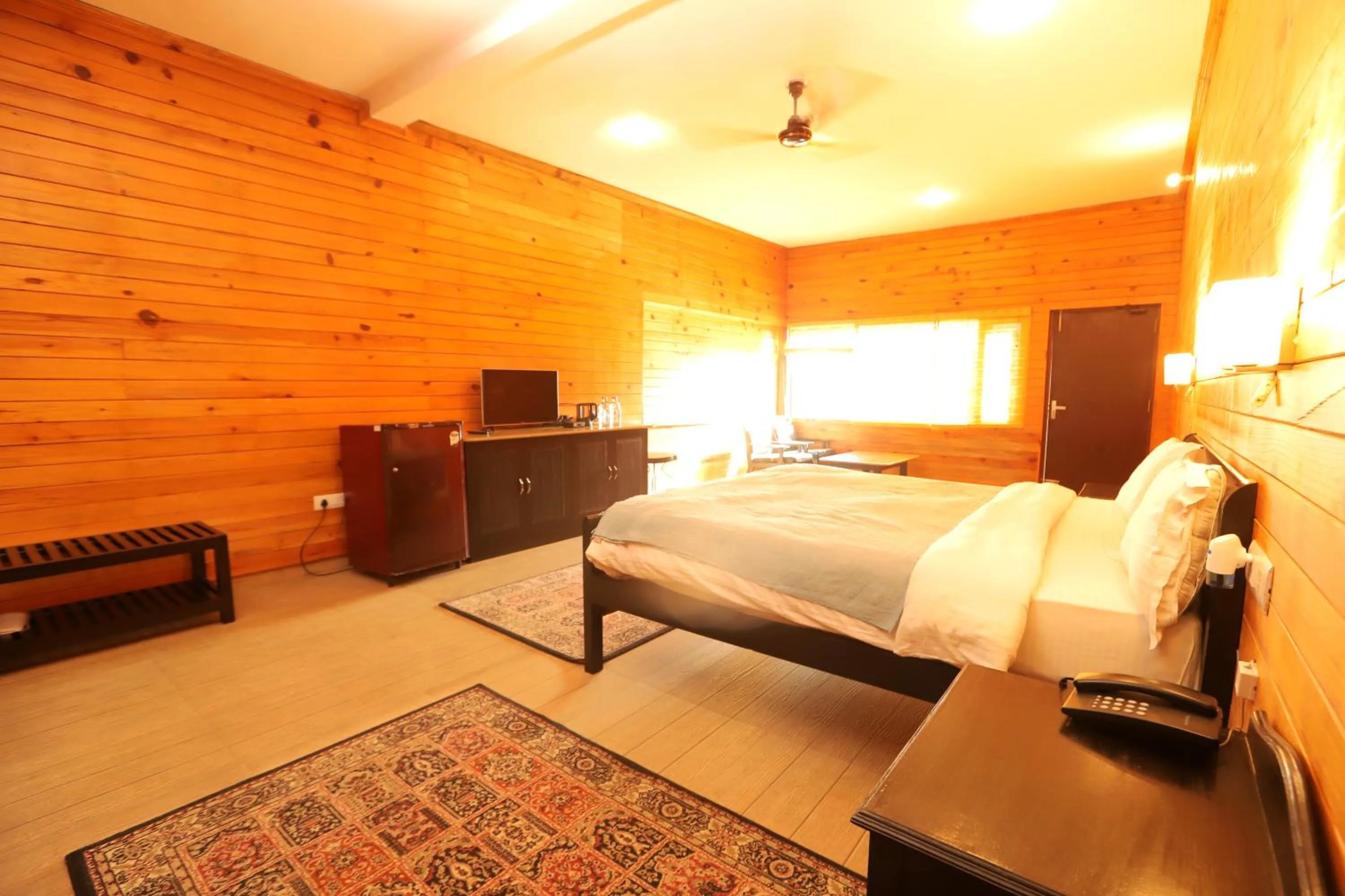 Bedroom, Bed in Cedar Lodge By Aahma