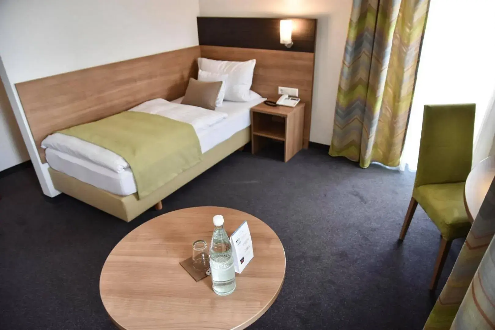 Superior Single Room in Martins Klause Airport Messe Hotel - Self Check-In - Air Conditioning Superior Single Room in Martins Klause Airport Messe Hotel - Self Check-In - Air Conditioning