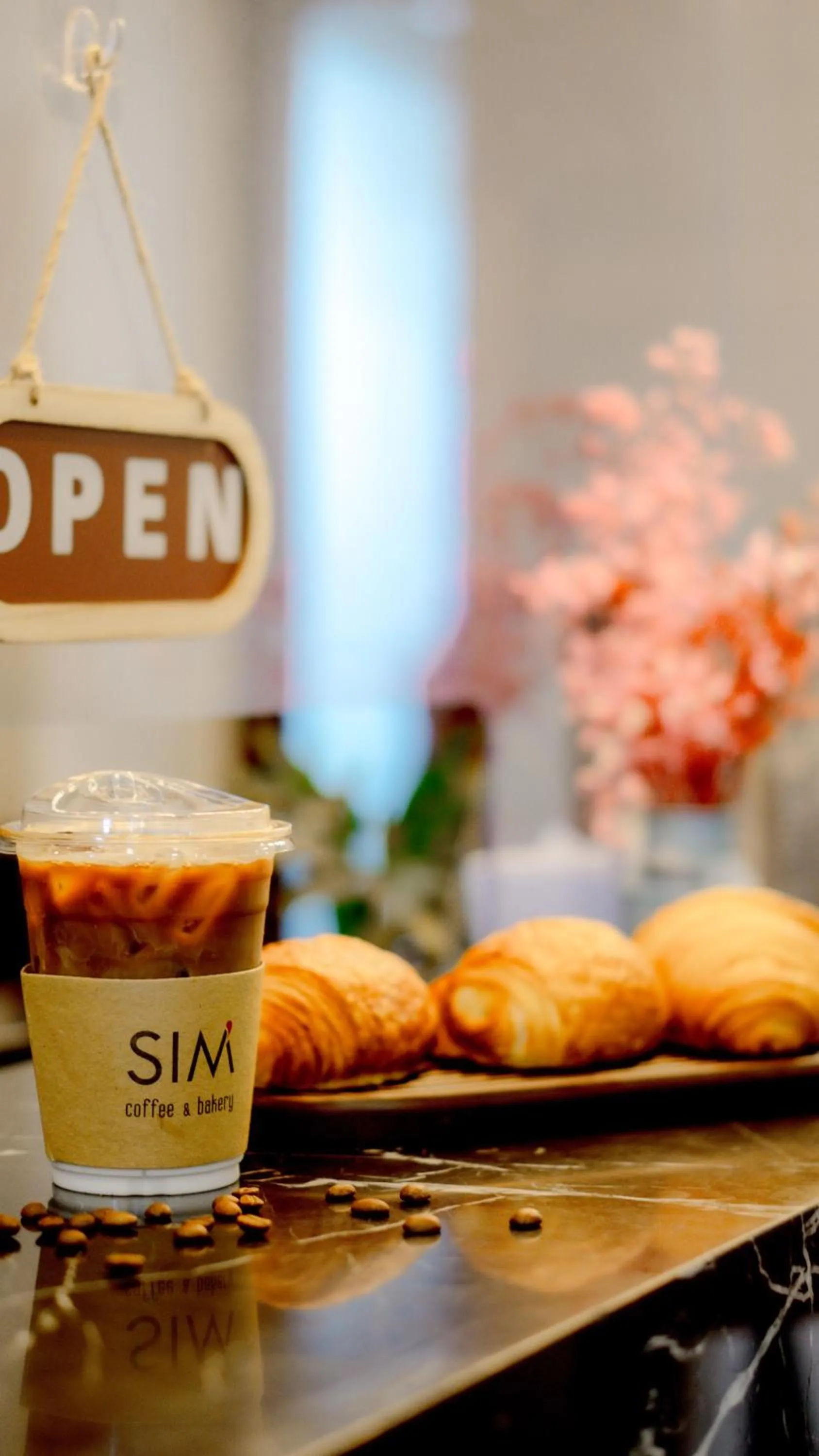 Food and drinks in SIM Boutique Hotel