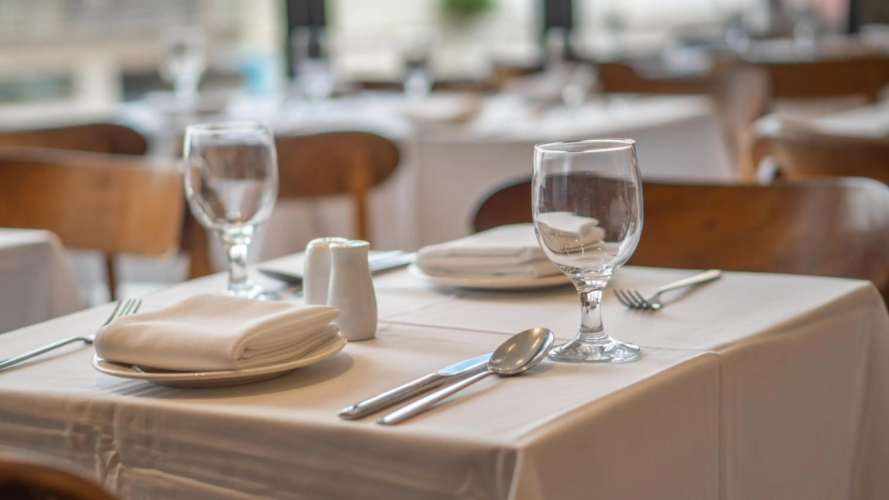 Restaurant/places to eat in SIM Boutique Hotel