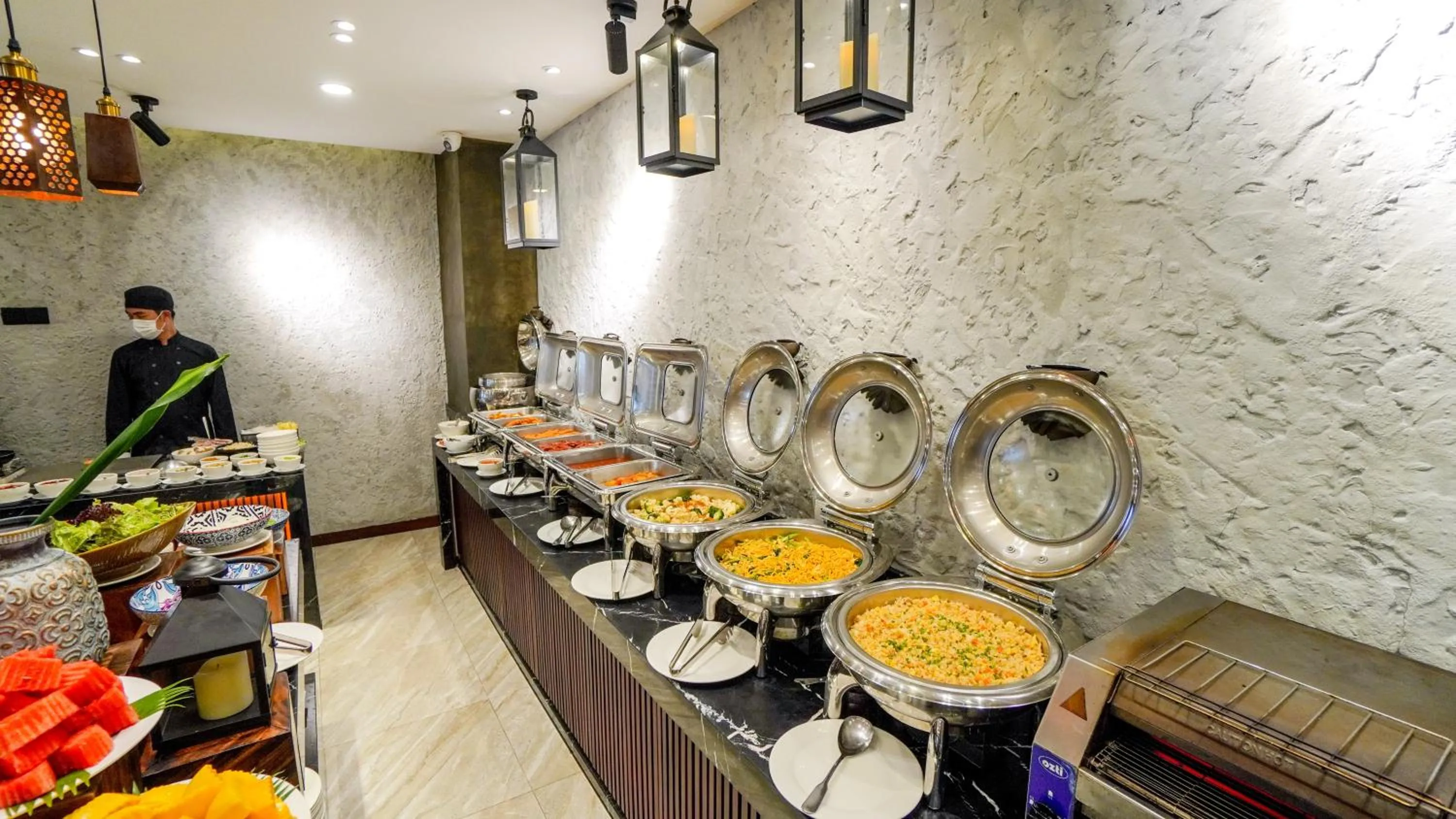 Food and drinks in SIM Boutique Hotel