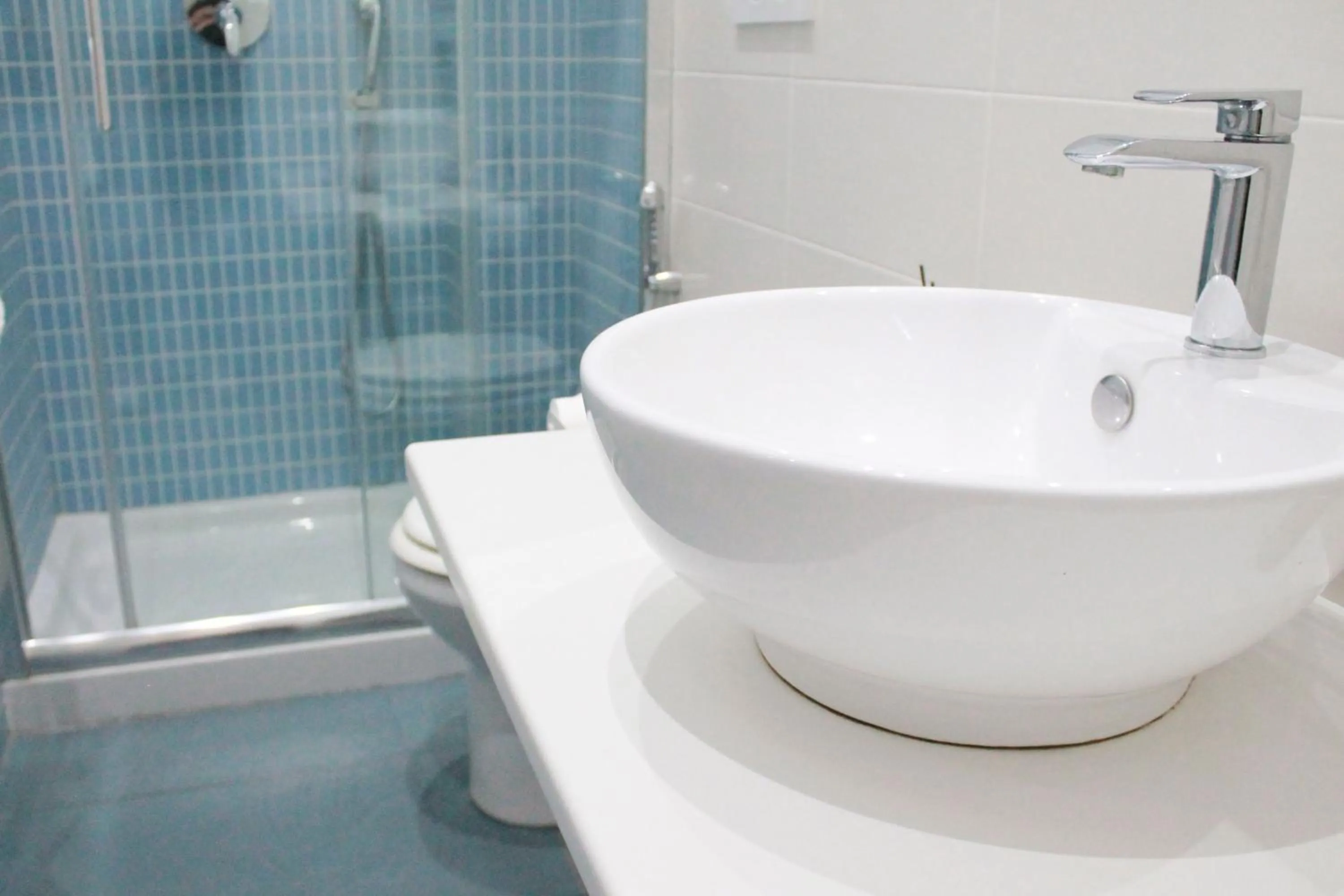 Bathroom in Mascalzone latino luxury rooms