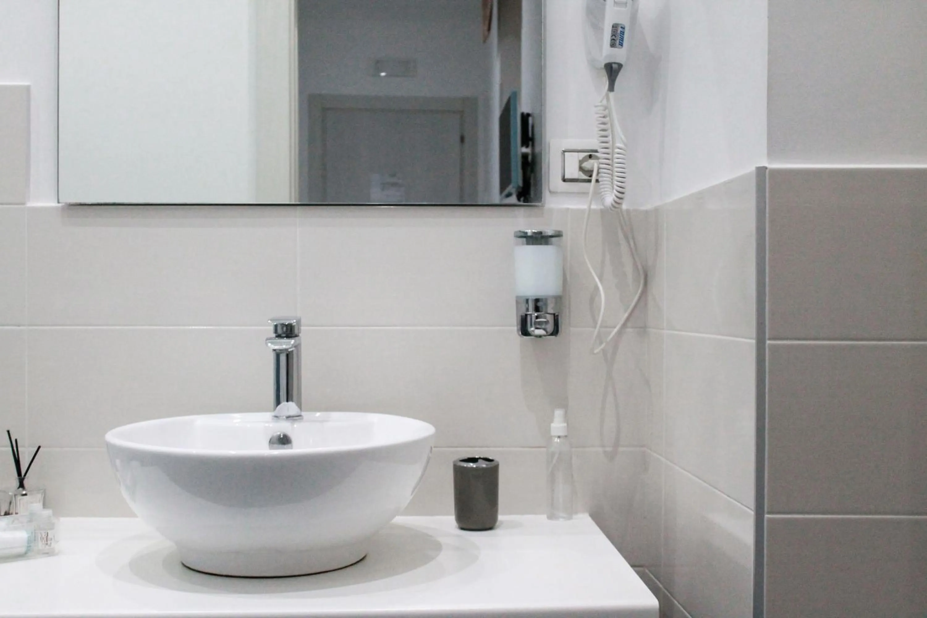 Bathroom in Mascalzone latino luxury rooms