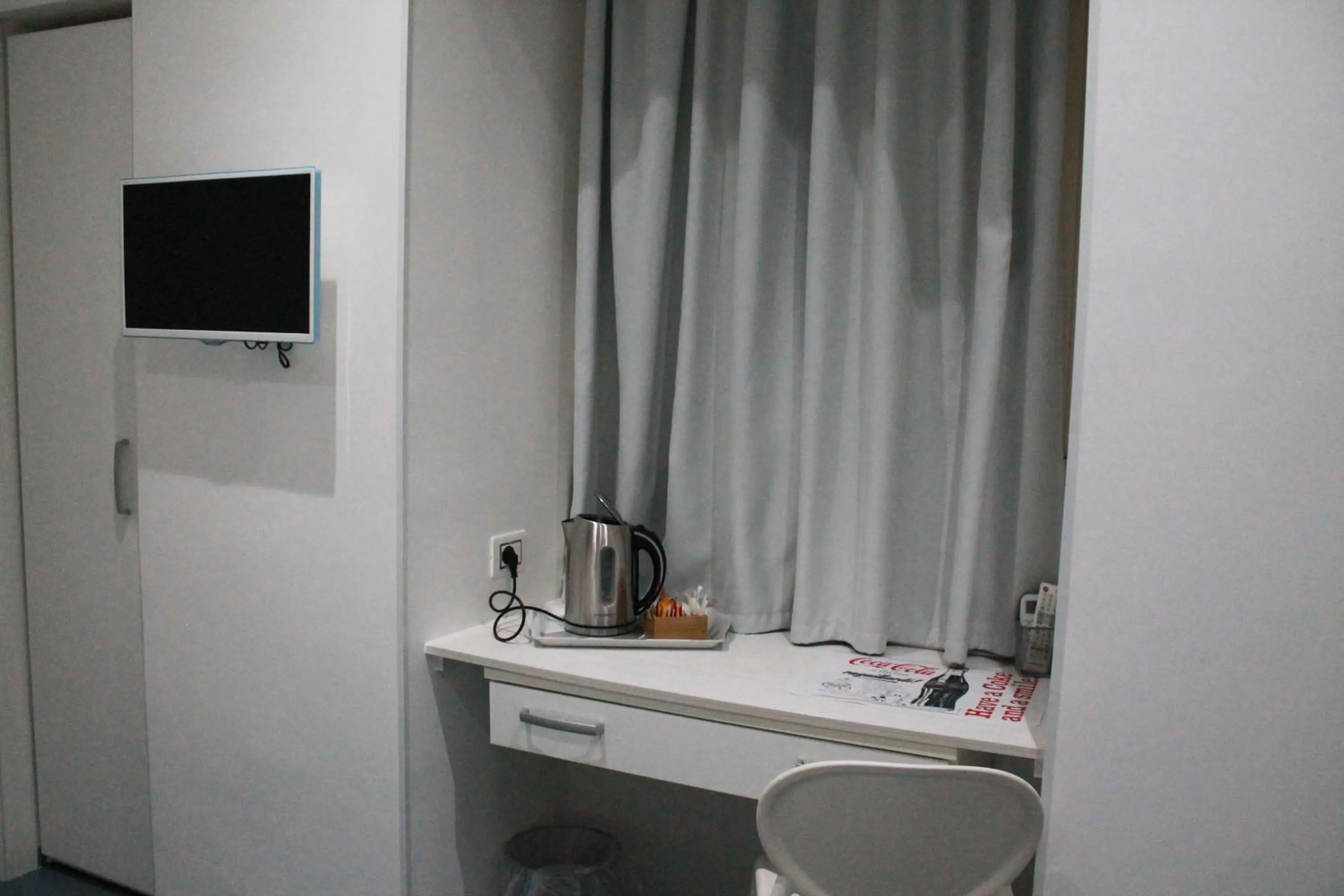 Coffee/tea facilities in Mascalzone latino luxury rooms