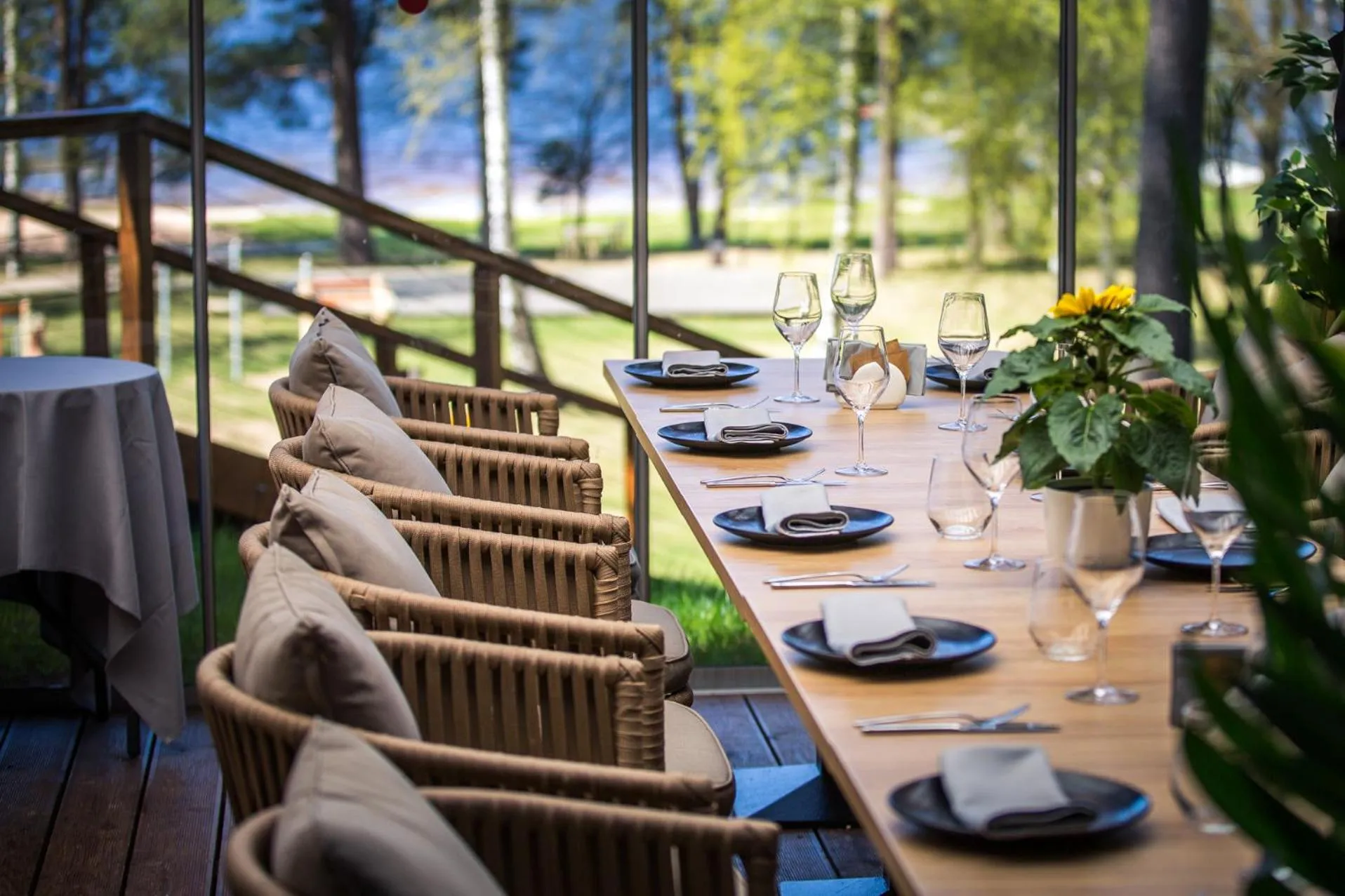 Restaurant/places to eat in Baltvilla