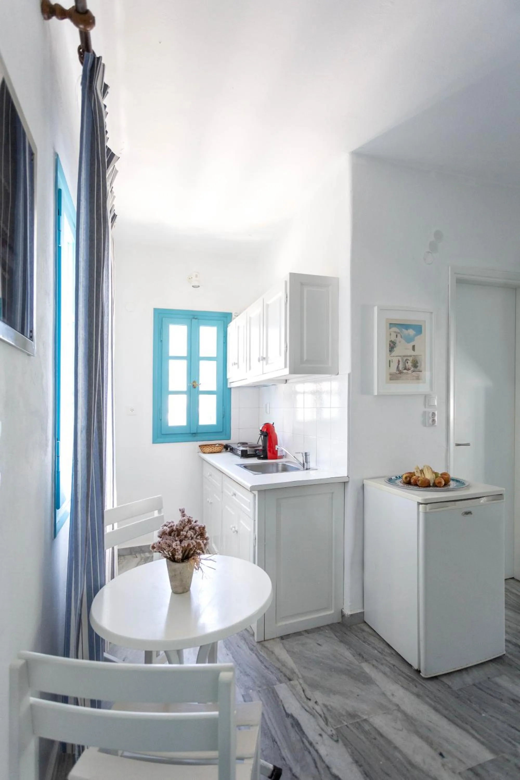 Kitchen or kitchenette in Ragousis Apartments