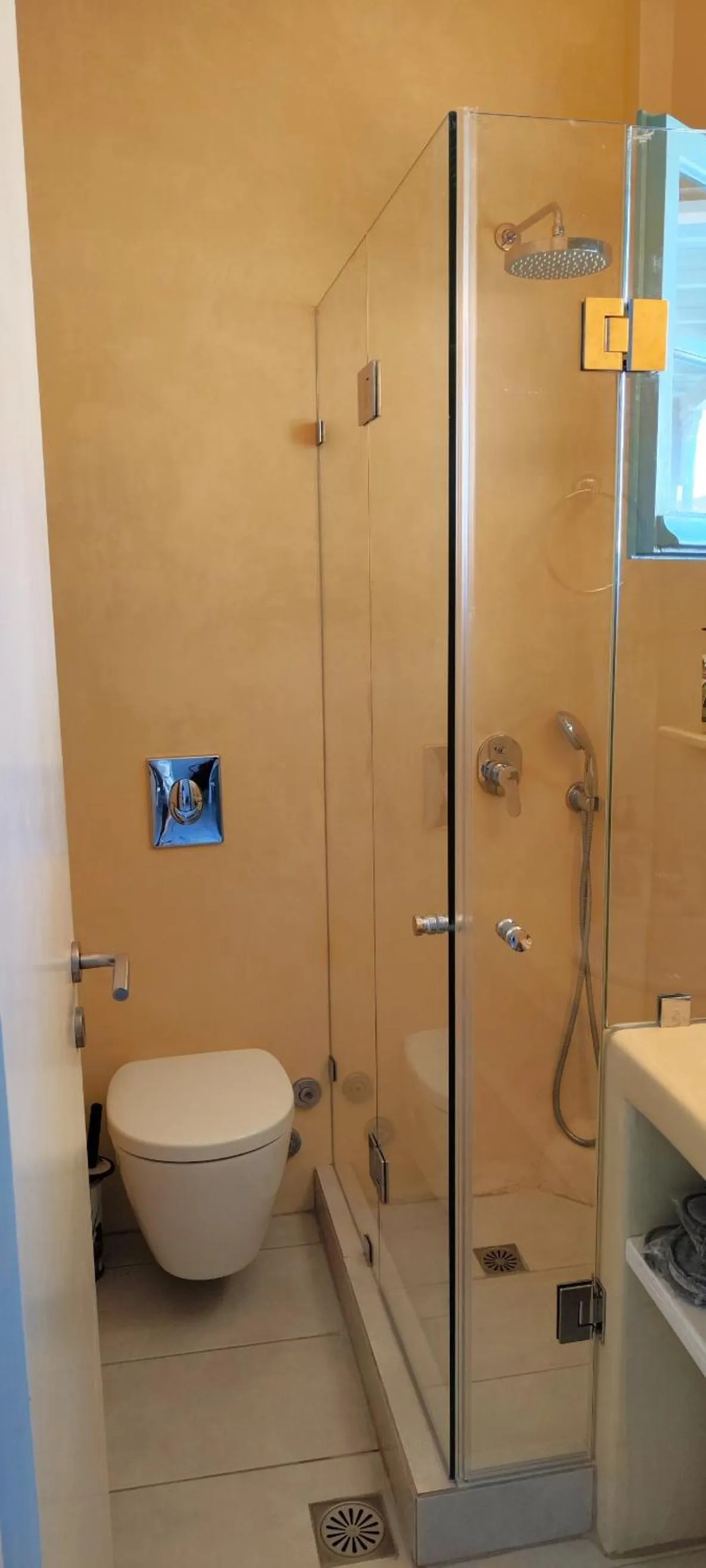 Bathroom in Ragousis Apartments