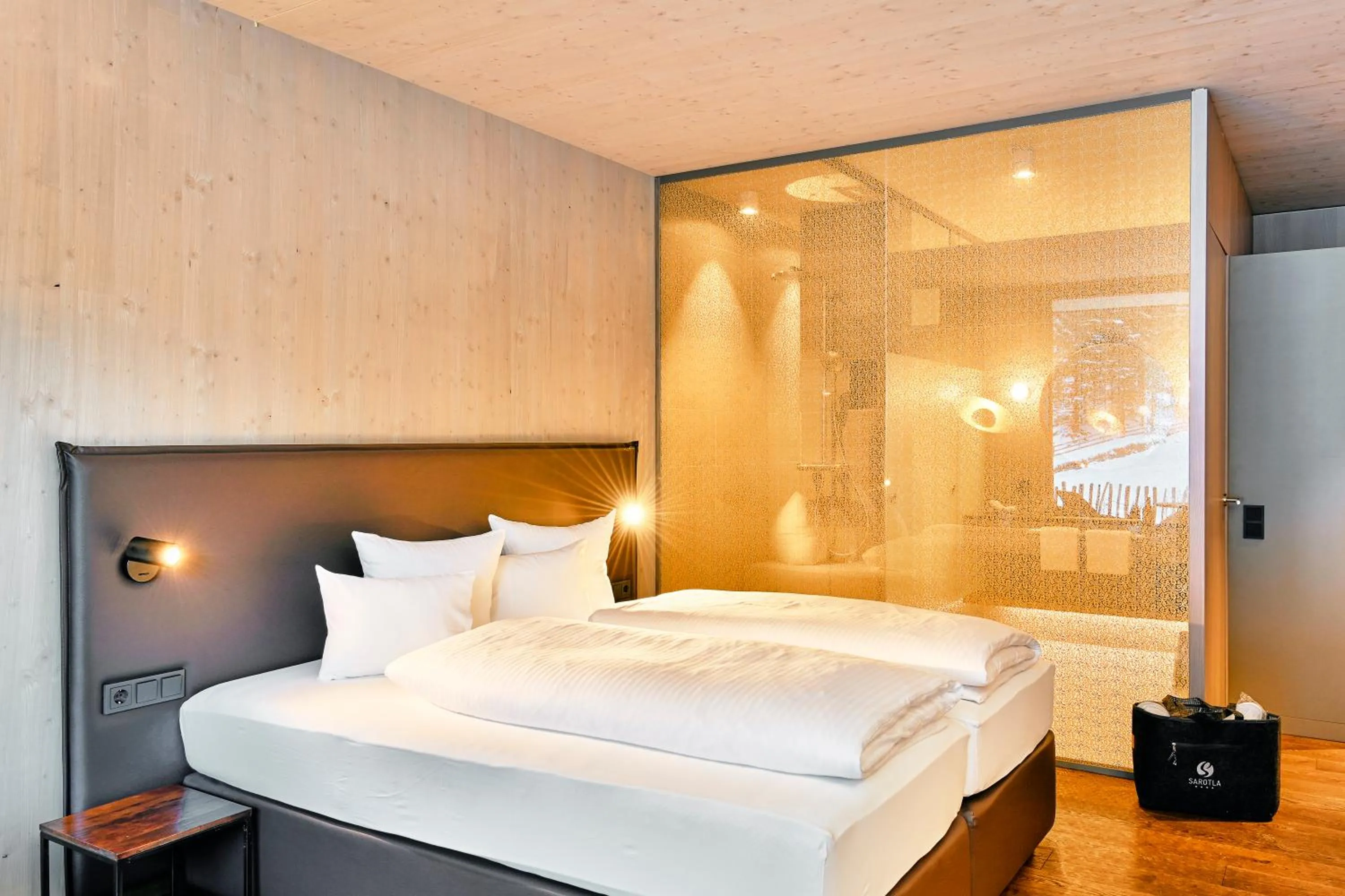 Photo of the whole room, Bed in Aktiv-Hotel Sarotla