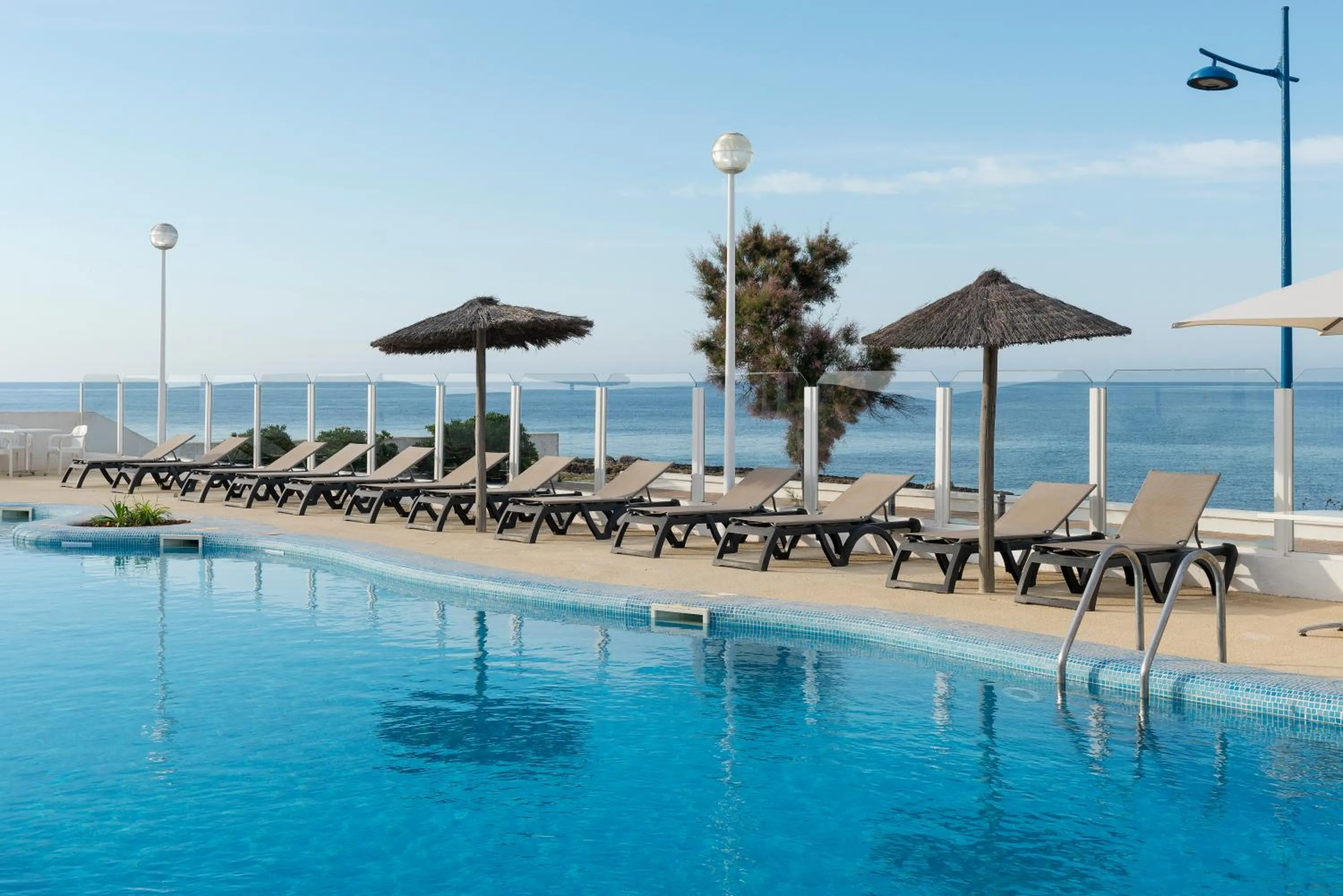 Solarium in AluaSun Far Menorca